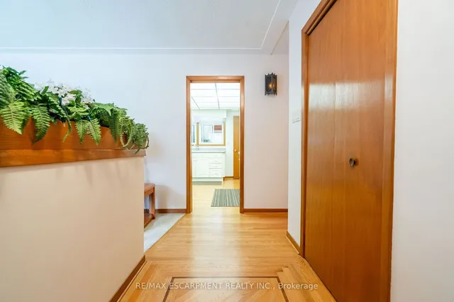 Additional property image - 802 Millgrove Sdrd