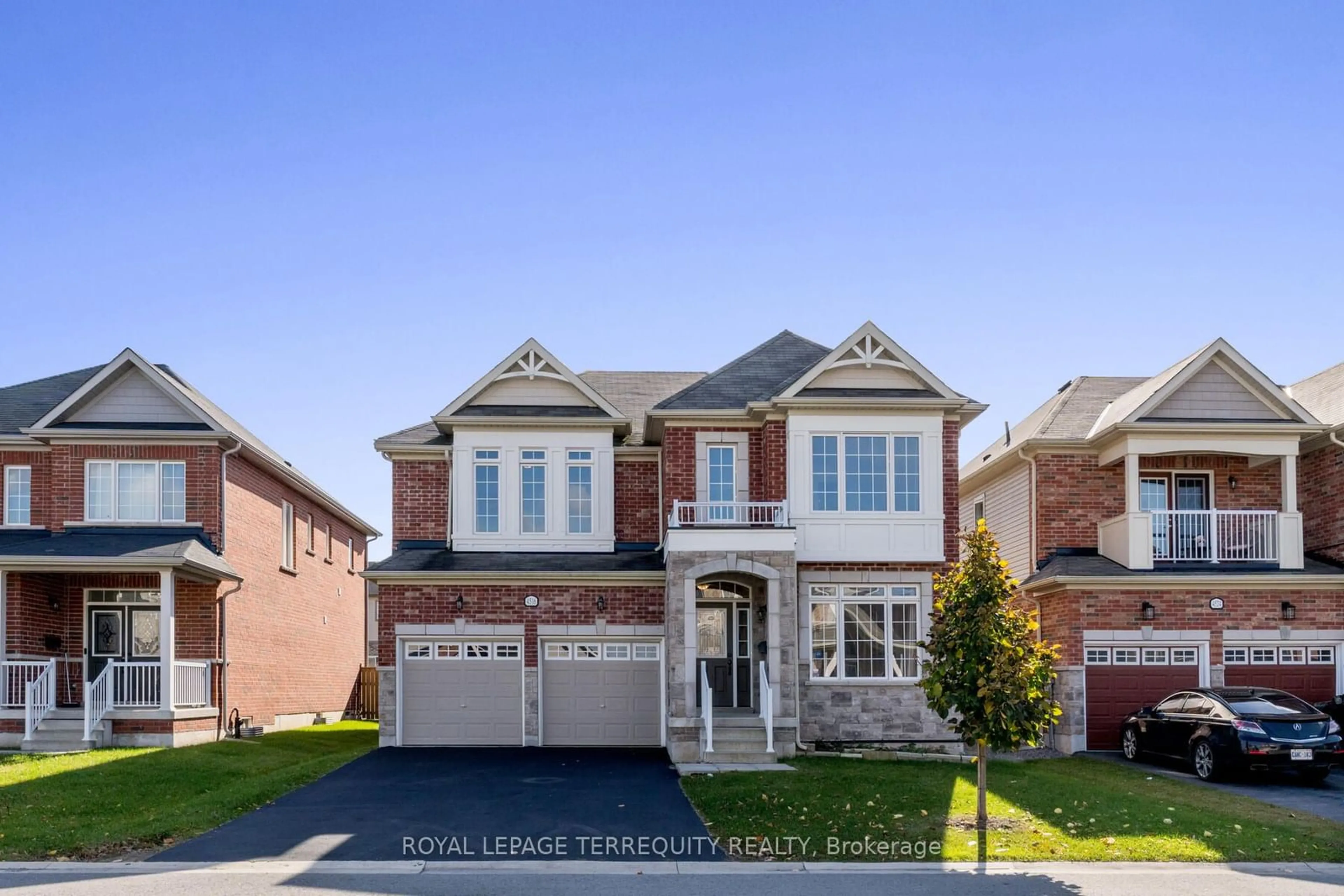 Home with brick exterior material, street for 4516 Eclipse Way, Niagara Falls Ontario L2G 0X4