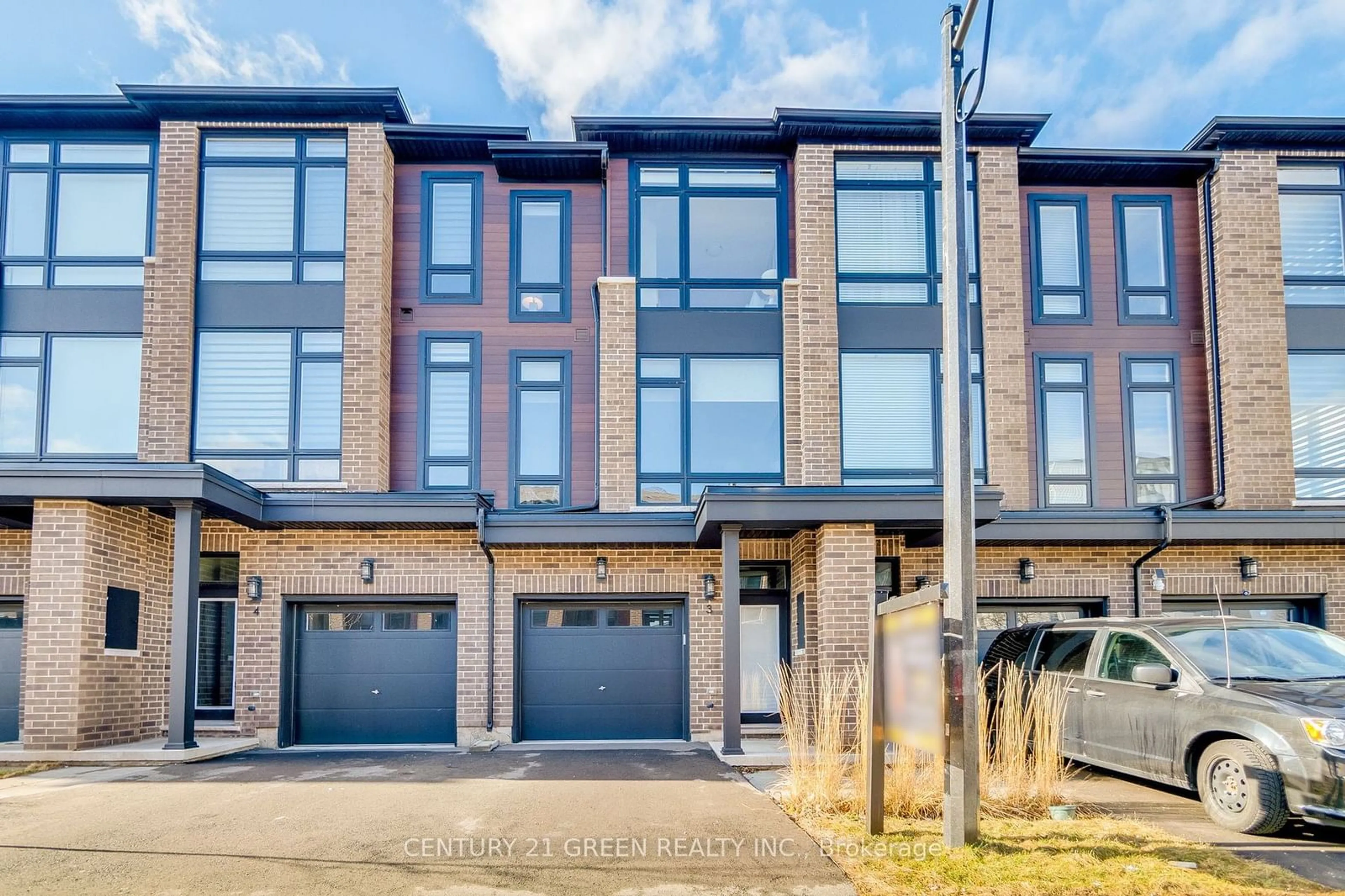 Home with brick exterior material, street for 270 Melvin Ave #3, Hamilton Ontario L8H 0B4