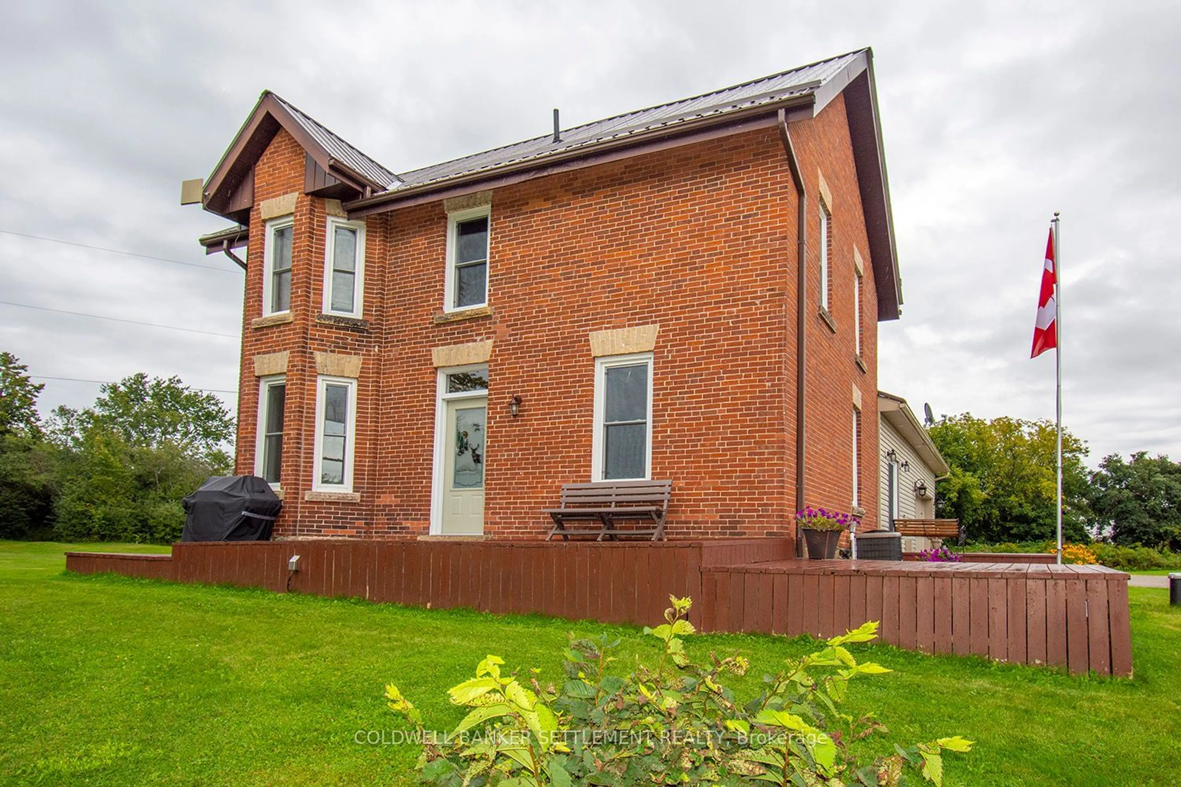 Home with brick exterior material, building for 1221 Drummond Con 1, Drummond/North Elmsley Ontario K7H 3C3