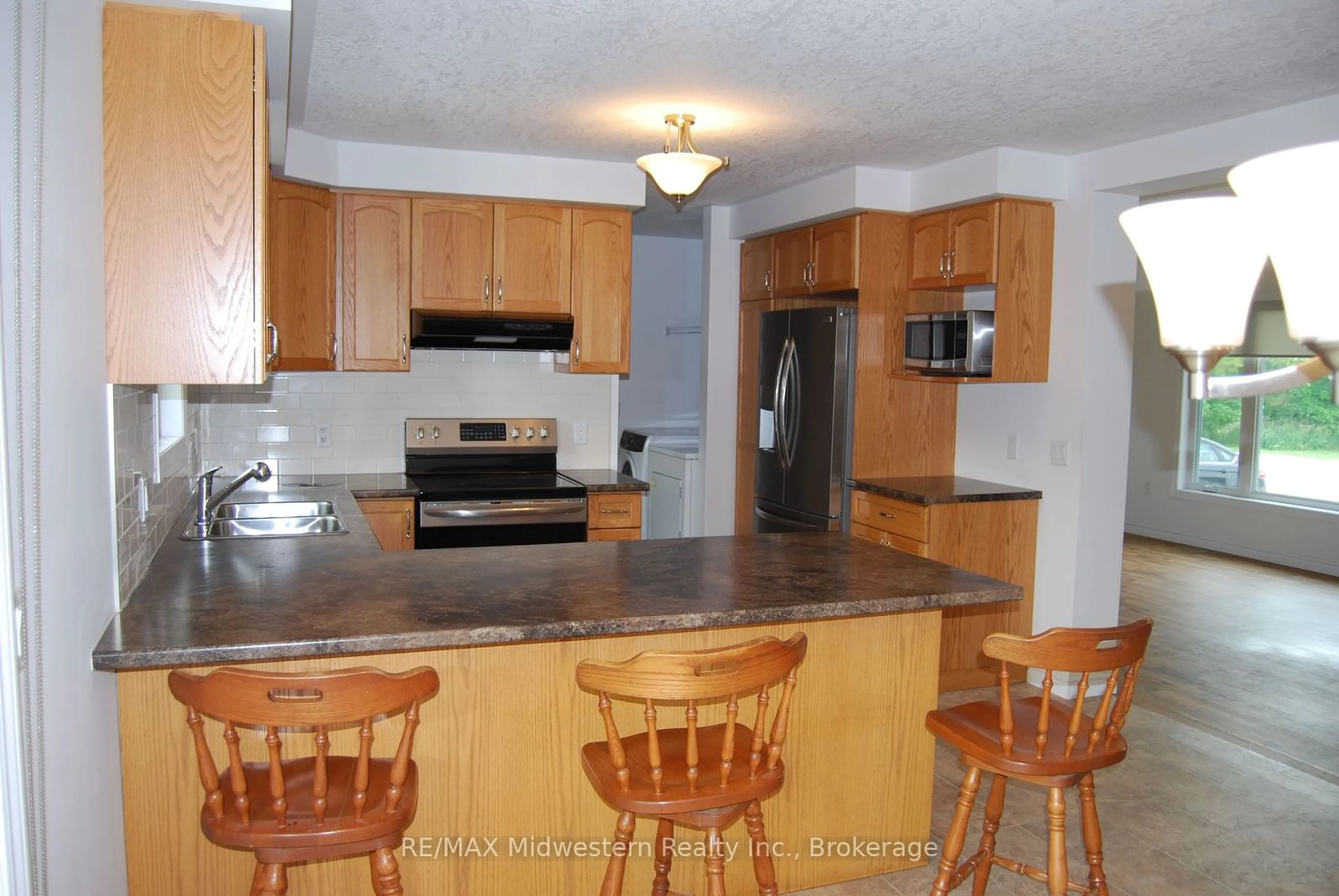 Standard kitchen, unknown for 19 Allan St, Minto Ontario N0G 1M0