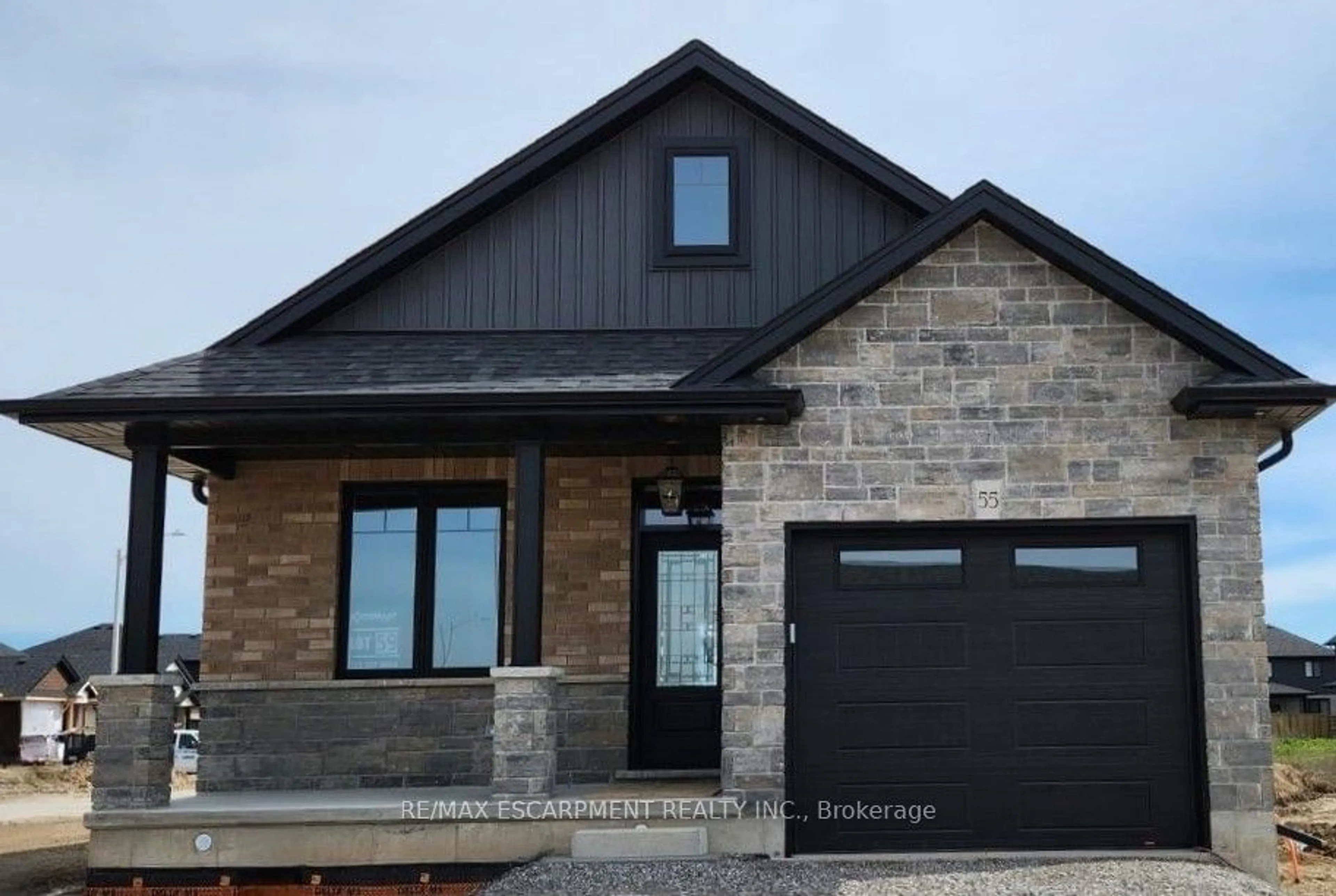 Home with brick exterior material, street for 62 Pike Creek Dr, Haldimand Ontario N0A 1E0