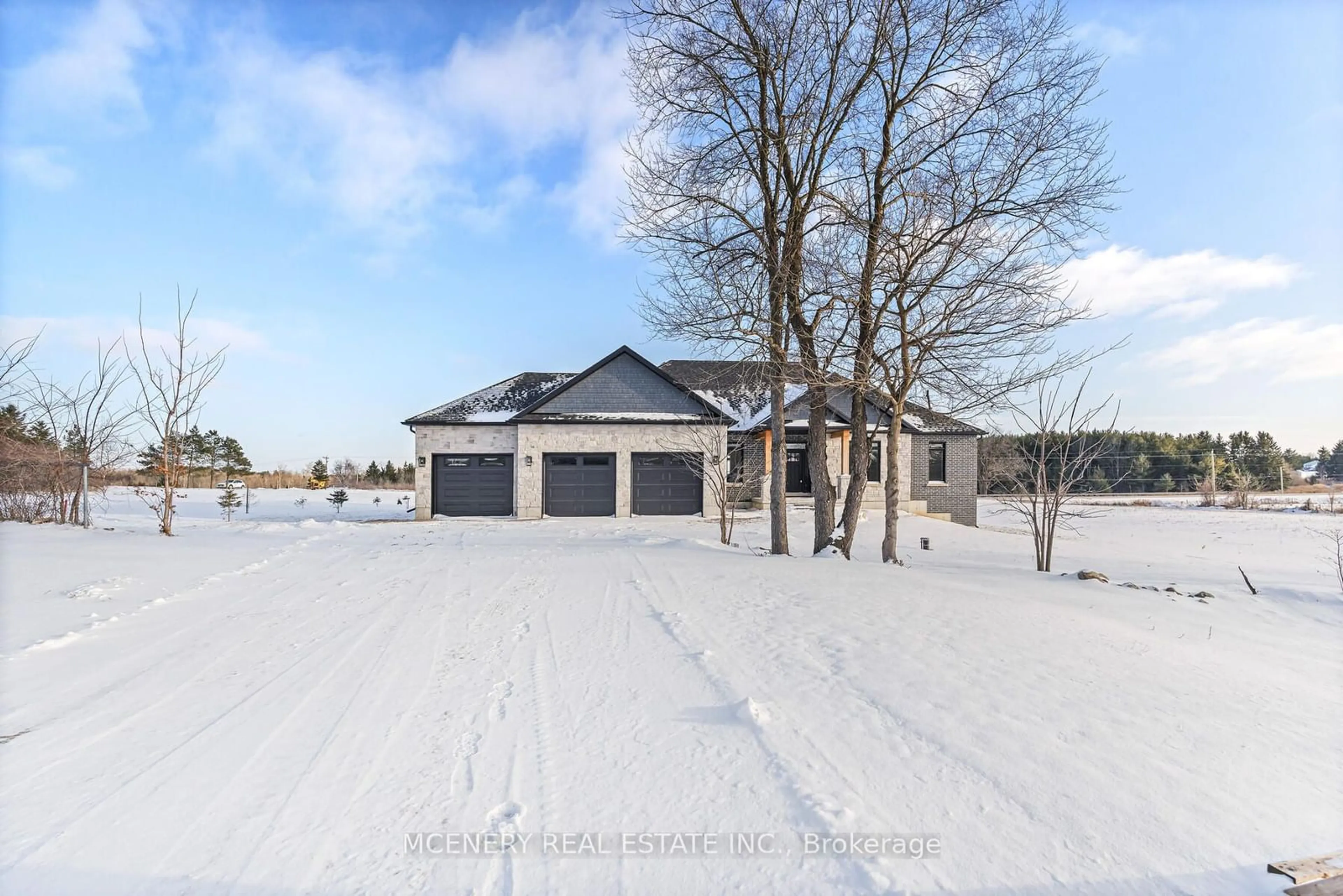 A pic from outside/outdoor area/front of a property/back of a property/a pic from drone, street for 29 Stewart Dr, Erin Ontario N0B 2K0