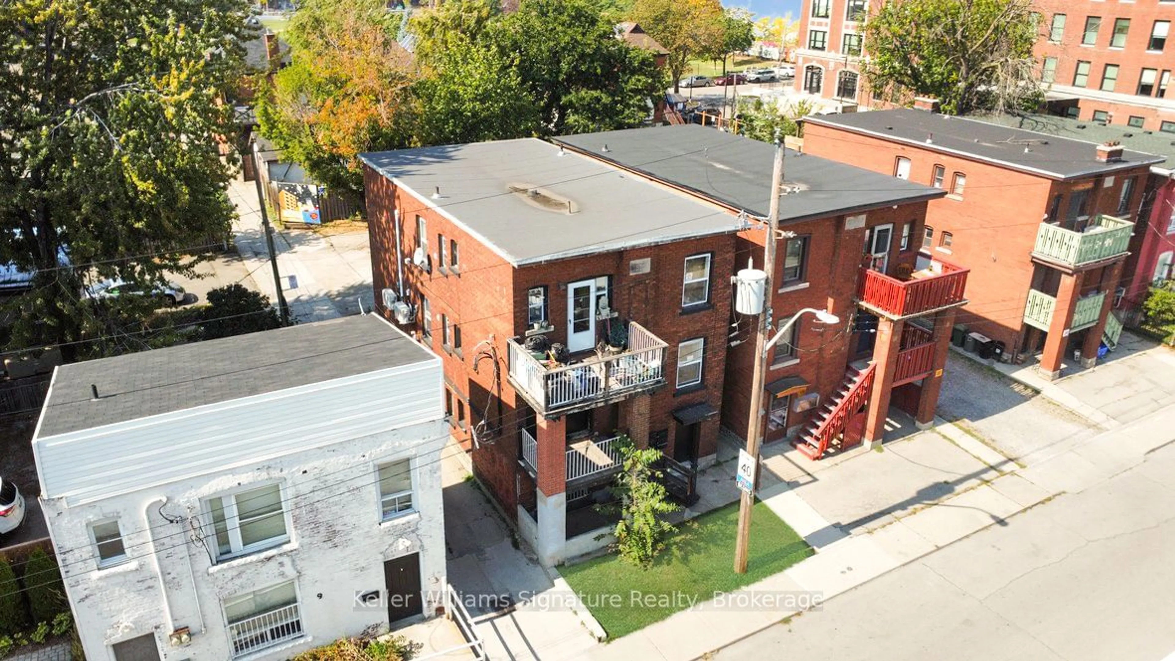 A pic from outside/outdoor area/front of a property/back of a property/a pic from drone, city buildings view from balcony for 13 Westinghouse Ave, Hamilton Ontario L8L 6E4