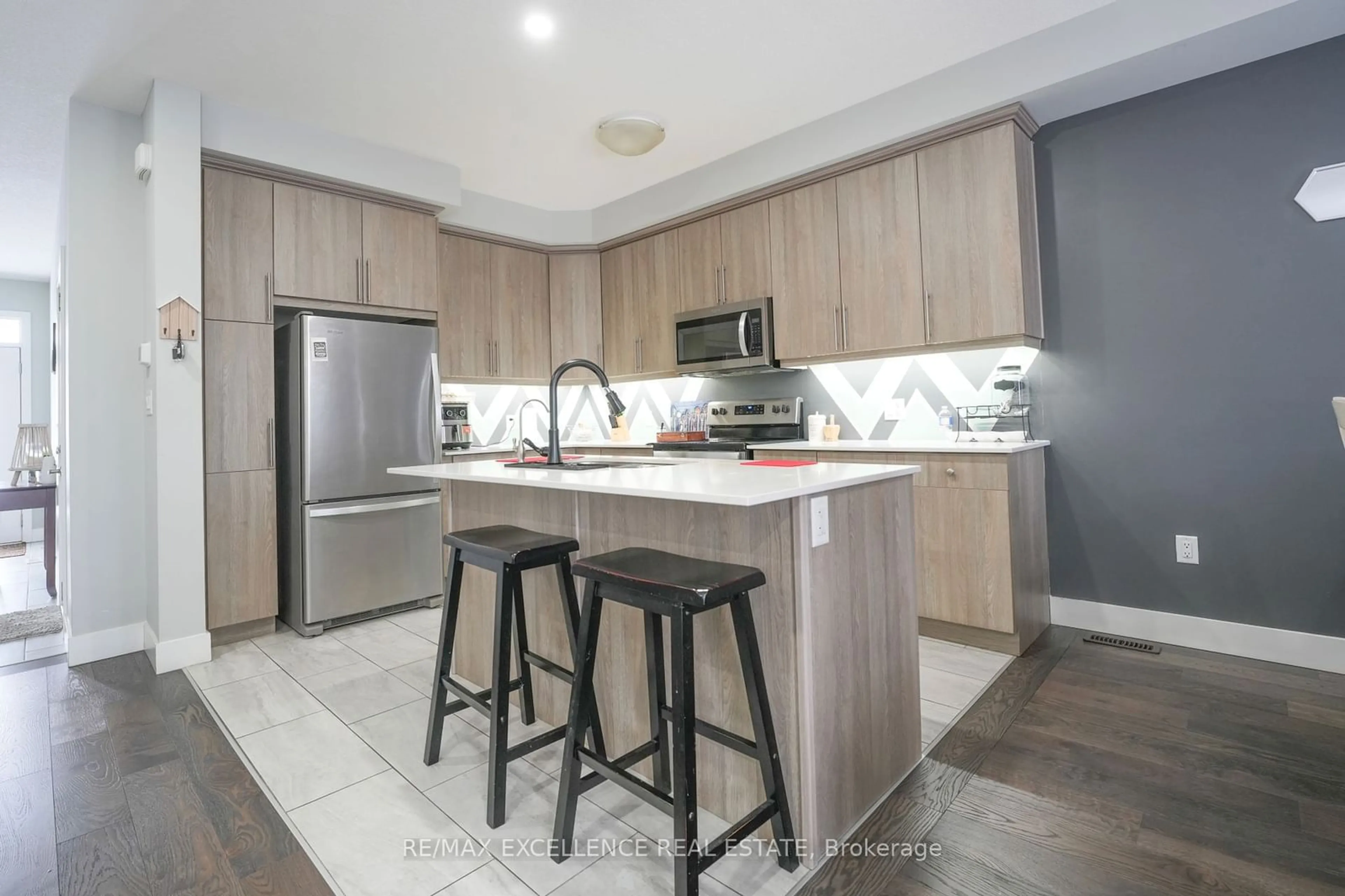 Open concept kitchen, unknown for 177 Edgevalley Rd #78, London Ontario N5V 0C5