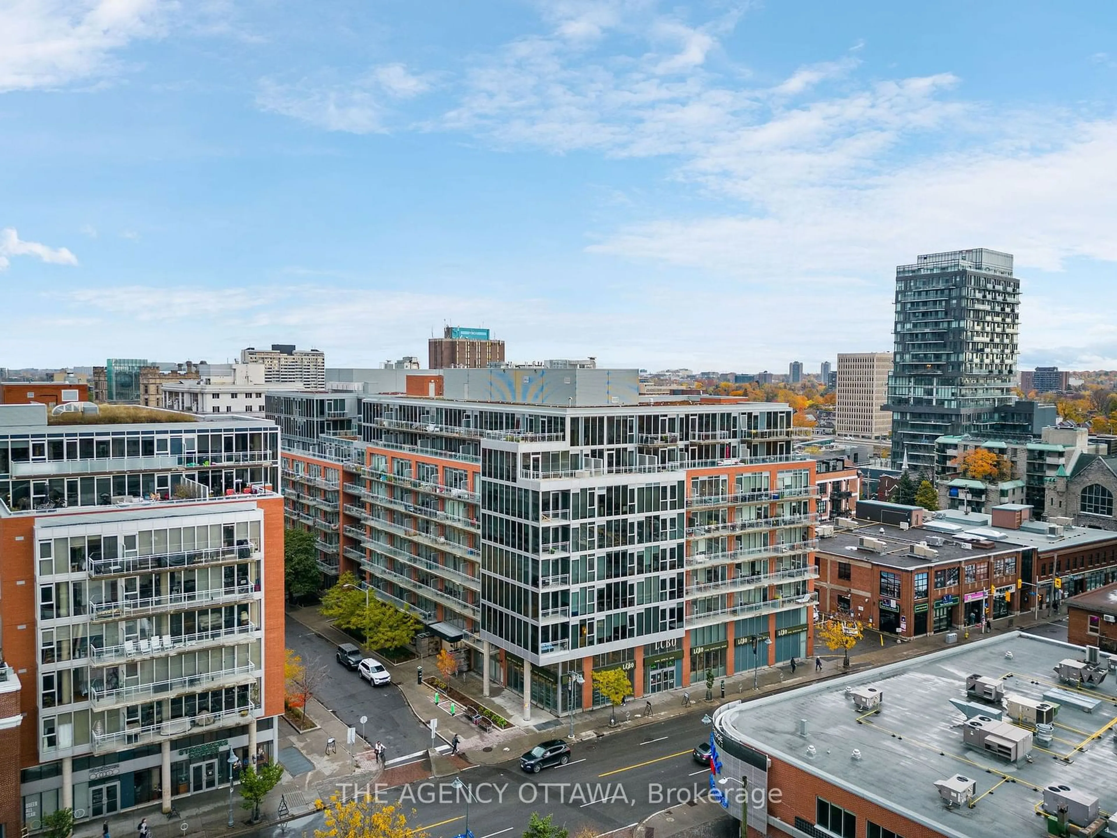 A pic from outside/outdoor area/front of a property/back of a property/a pic from drone, city buildings view from balcony for 360 Mcleod St #609, Ottawa Centre Ontario K2P 1A9