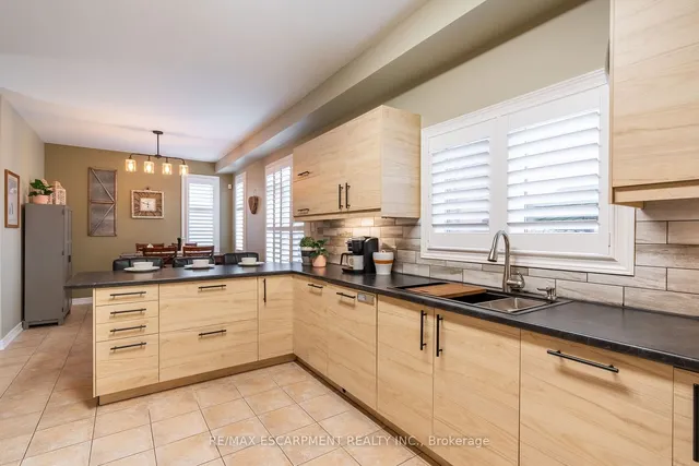 Additional property image - 81 Segwun Rd