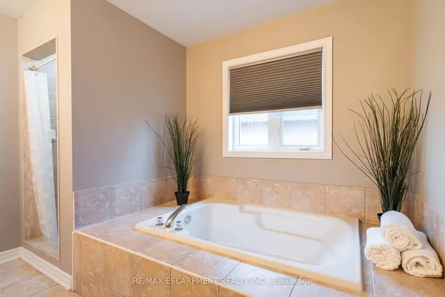Additional property image - 81 Segwun Rd