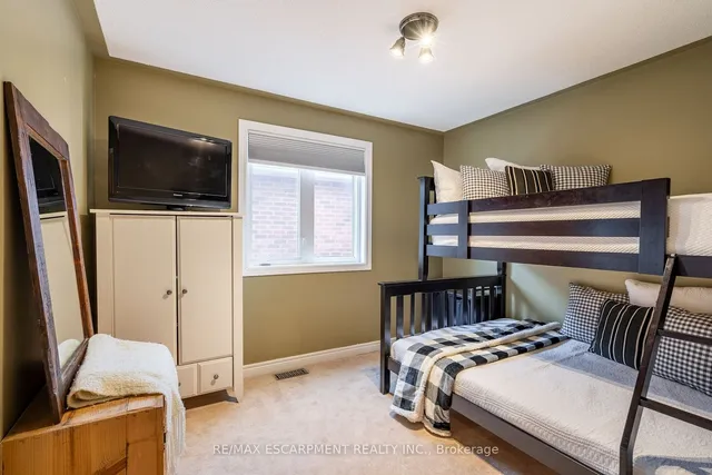 Additional property image - 81 Segwun Rd