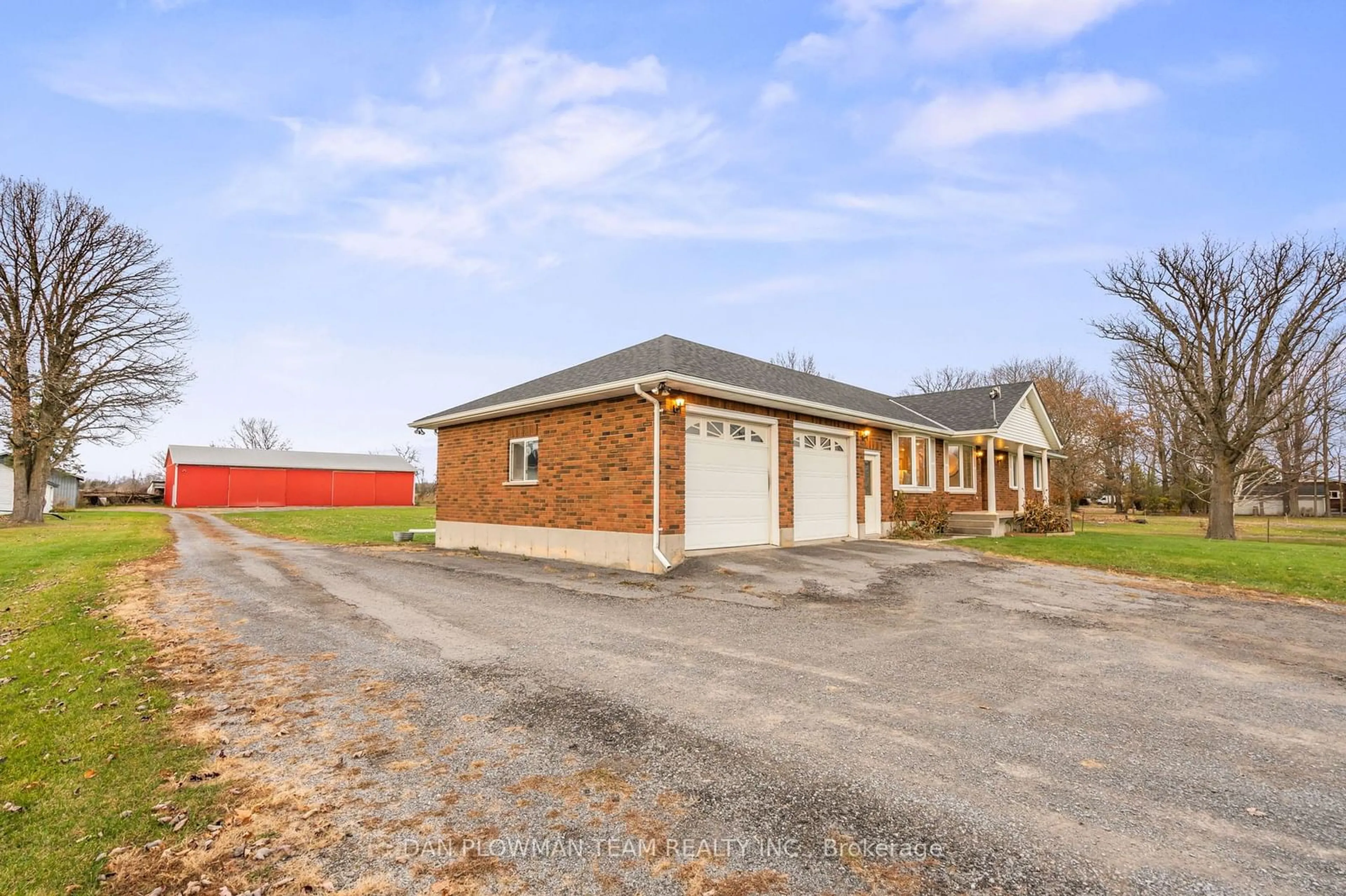 Home with brick exterior material, unknown for 337 Airport Pkwy, Belleville Ontario K8N 4Z6