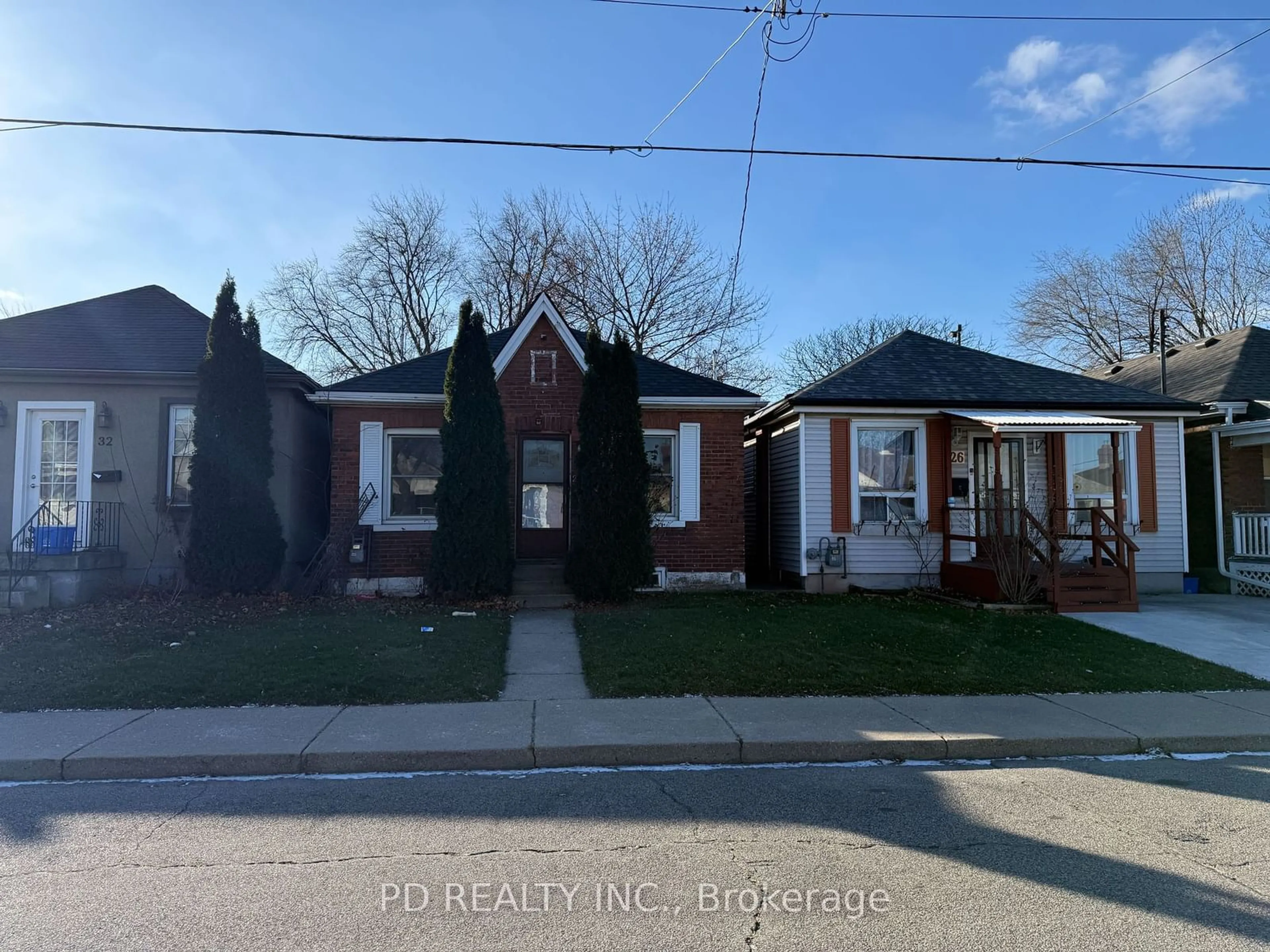 Home with brick exterior material, street for 28 Harrison Ave, Hamilton Ontario L8H 2Z7