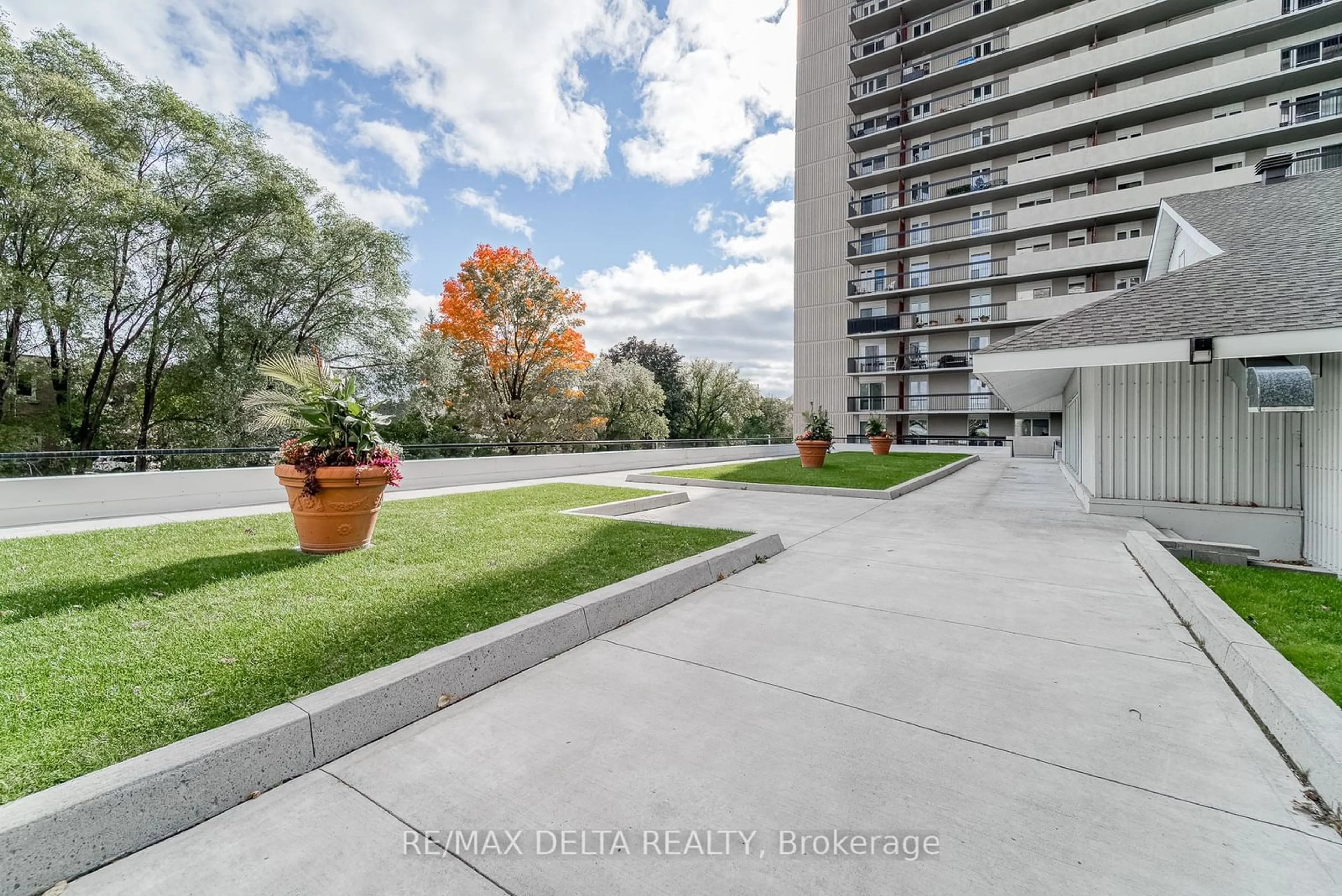 Patio, city buildings view from balcony for 158A Mcarthur Ave #PH6, Vanier and Kingsview Park Ontario K1L 7E7