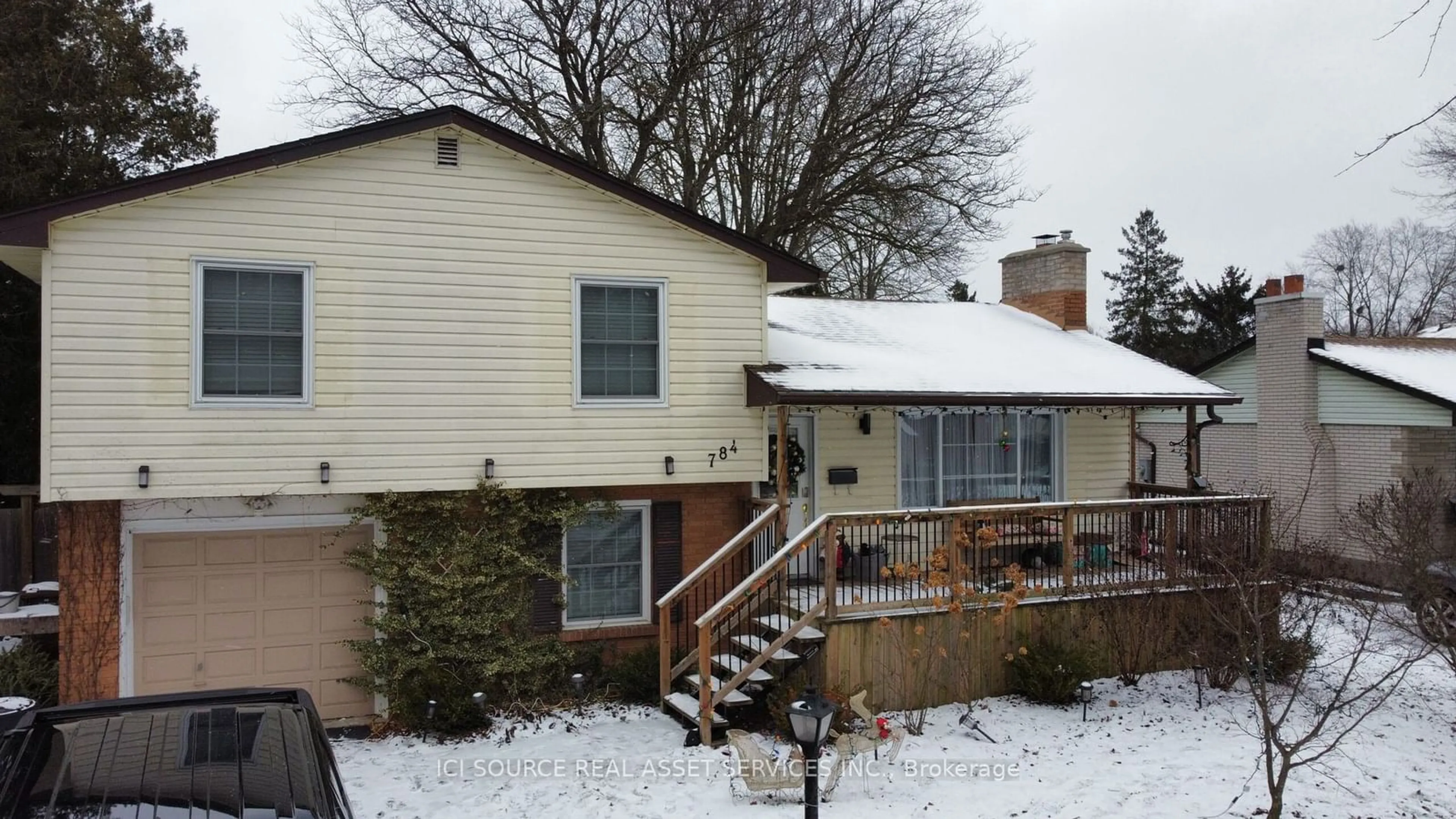 Unknown for 784 Westbury Cres, London Ontario N6J 3C7