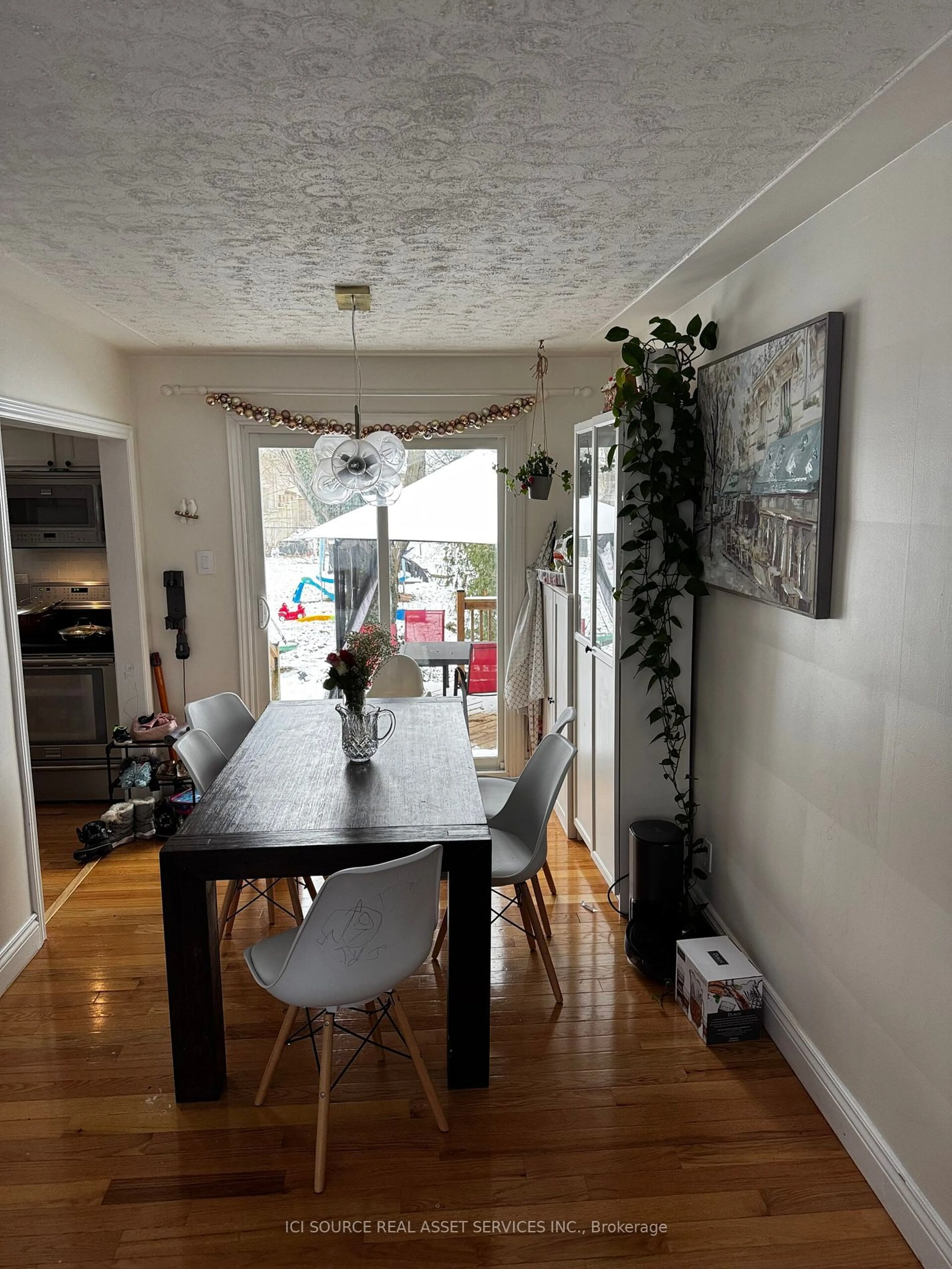 Dining room, wood/laminate floor for 784 Westbury Cres, London Ontario N6J 3C7