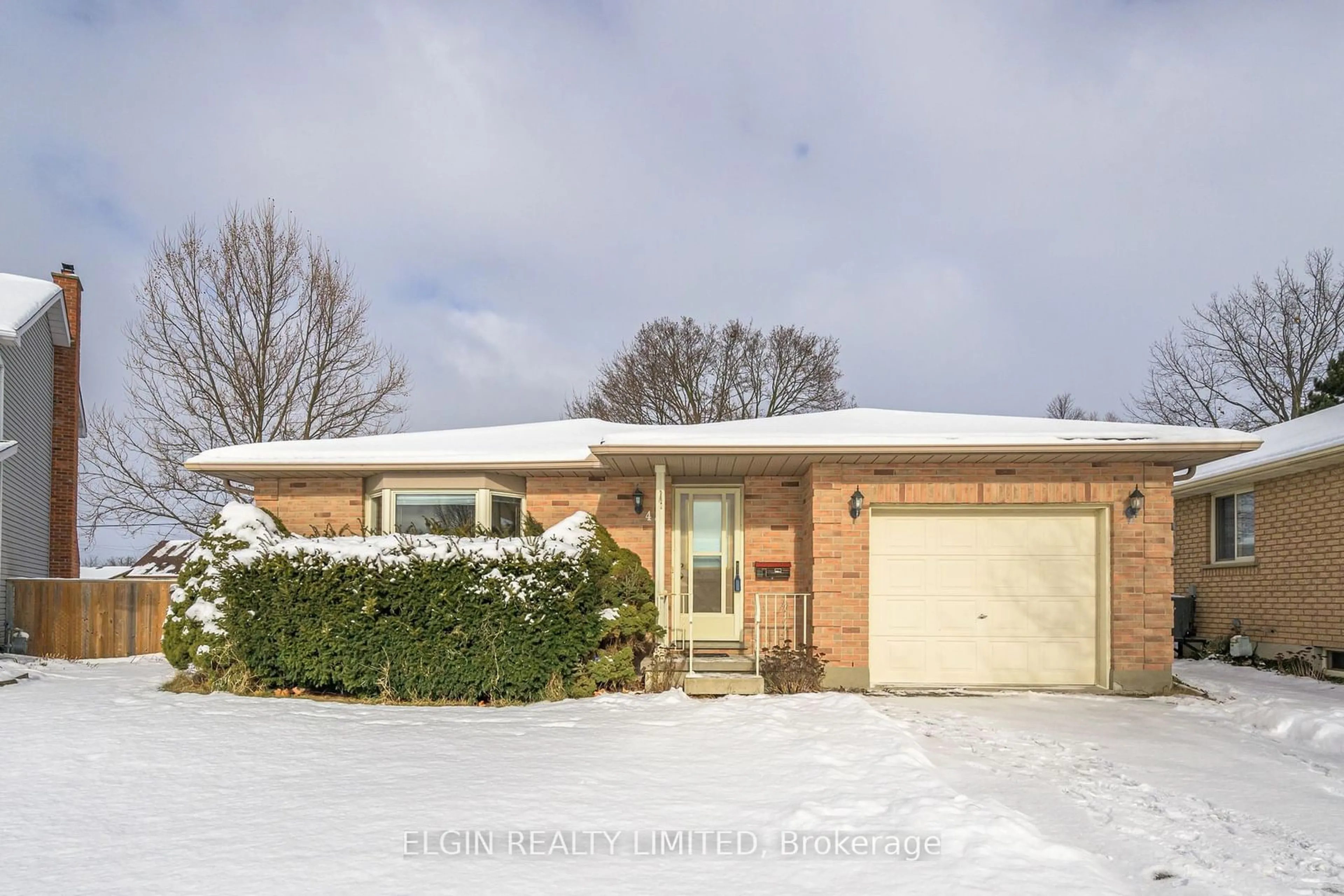 Home with brick exterior material, street for 47 Rickwood Pl, St. Thomas Ontario N5R 5Z4