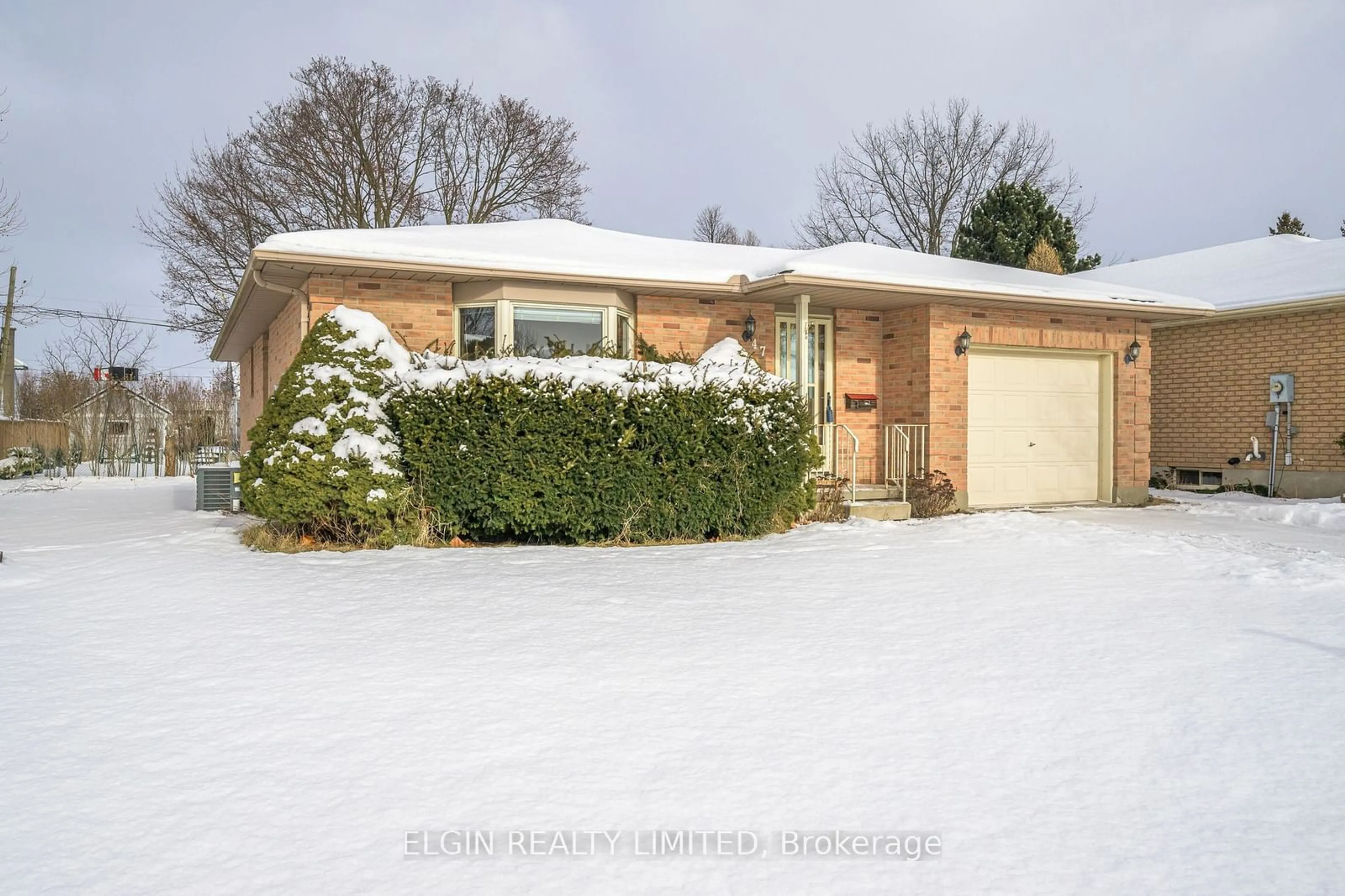 Home with brick exterior material, street for 47 Rickwood Pl, St. Thomas Ontario N5R 5Z4