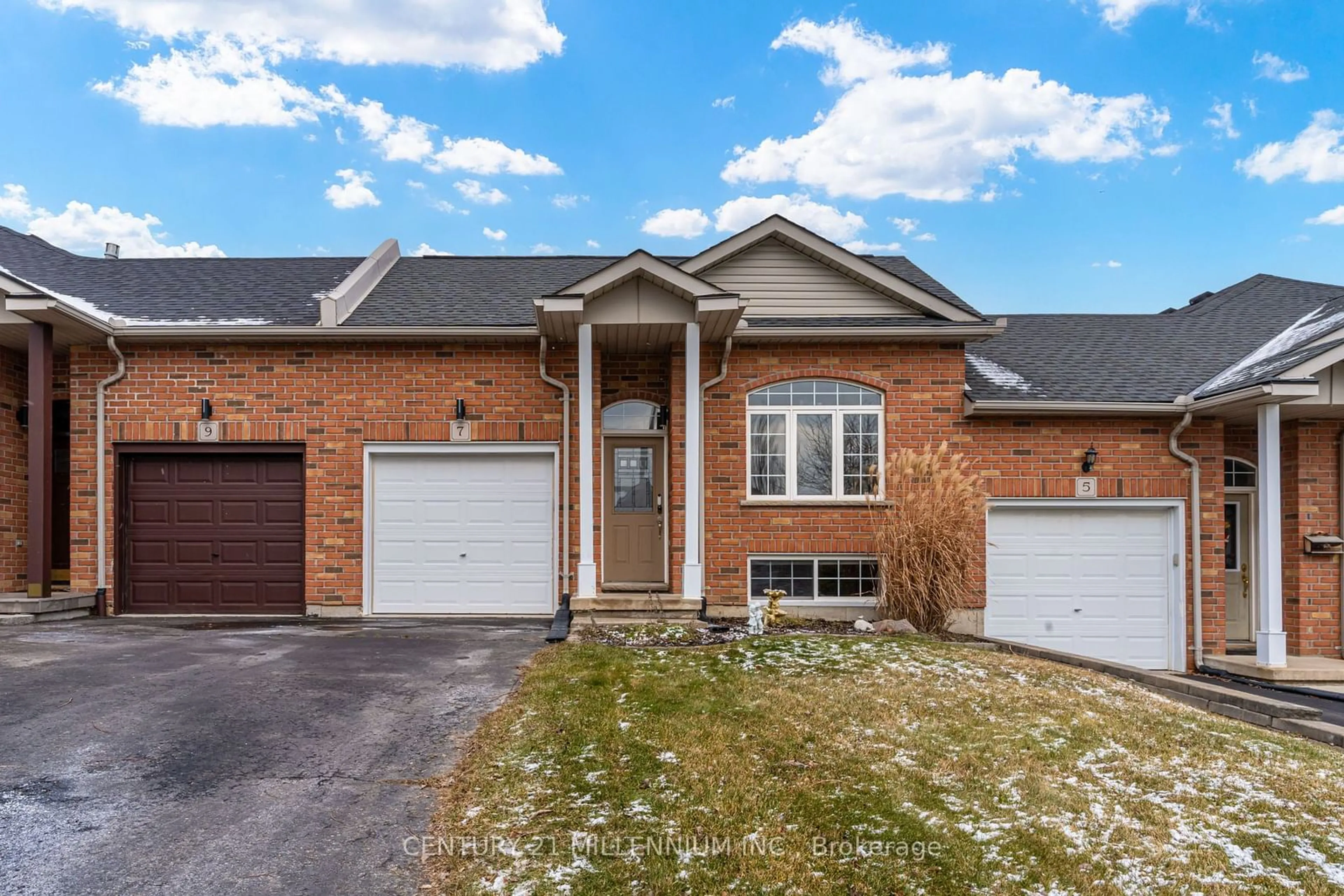 Home with brick exterior material, street for 7 Millcroft Dr, Norfolk Ontario N3Y 5M9