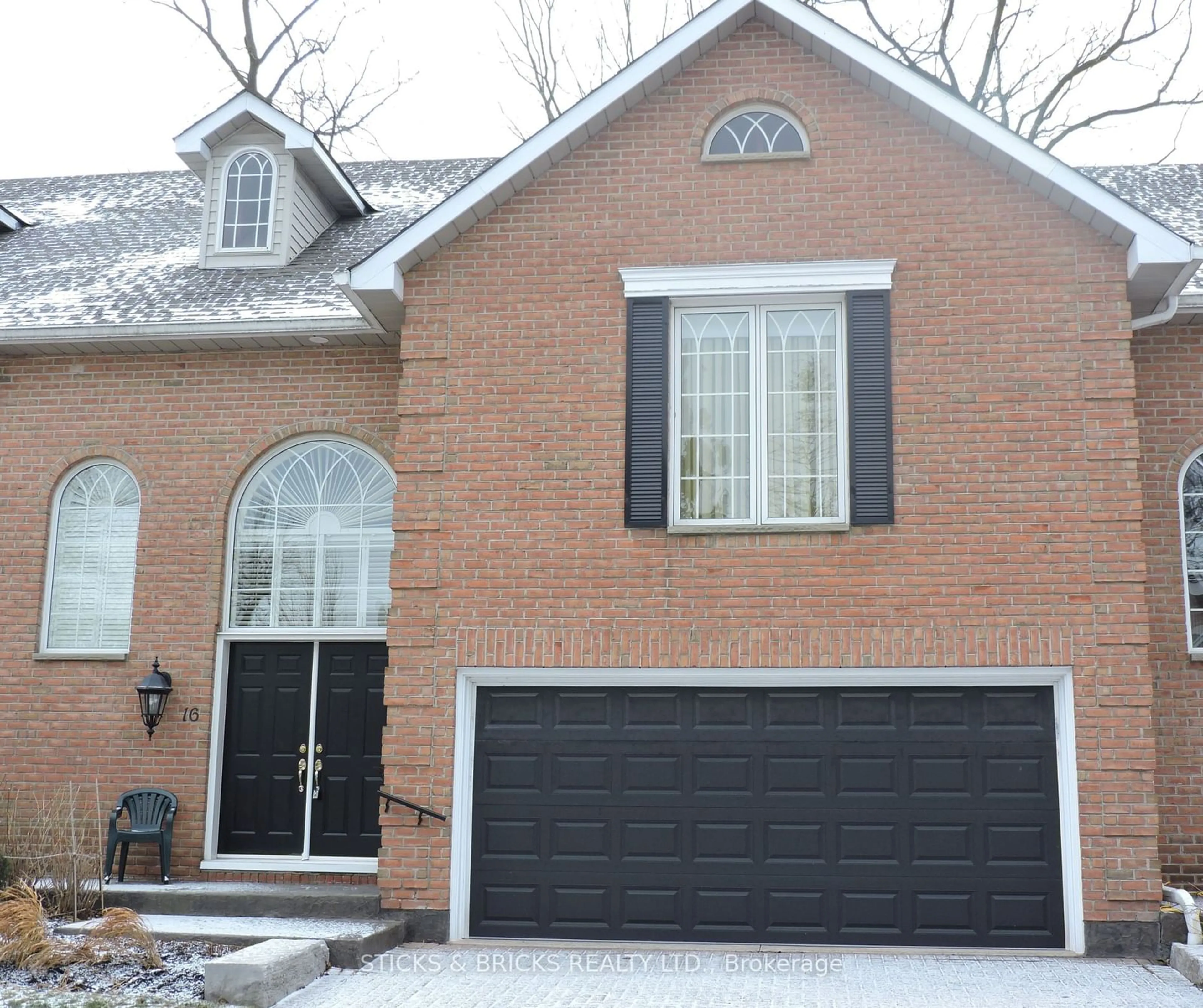 Home with brick exterior material, street for 4667 Portage Rd #16, Niagara Falls Ontario L2E 6A9