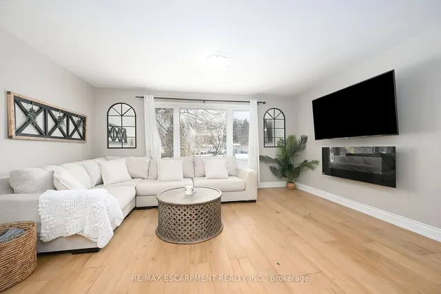 Additional property image - 8 GAFNEY Crt