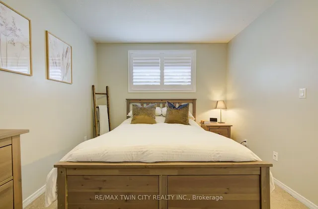 Additional property image - 240 WESTMEADOW Dr Unit D9