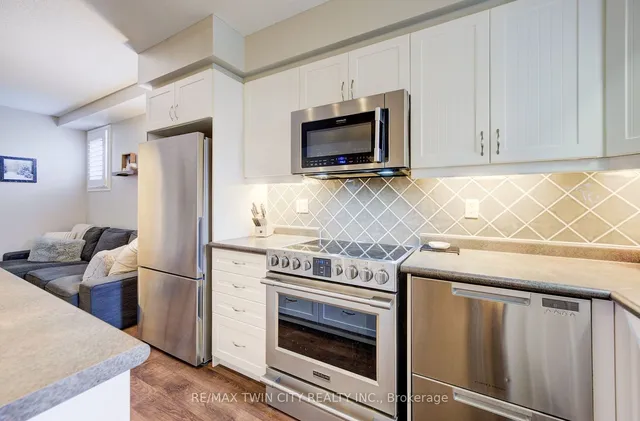 Additional property image - 240 WESTMEADOW Dr Unit D9