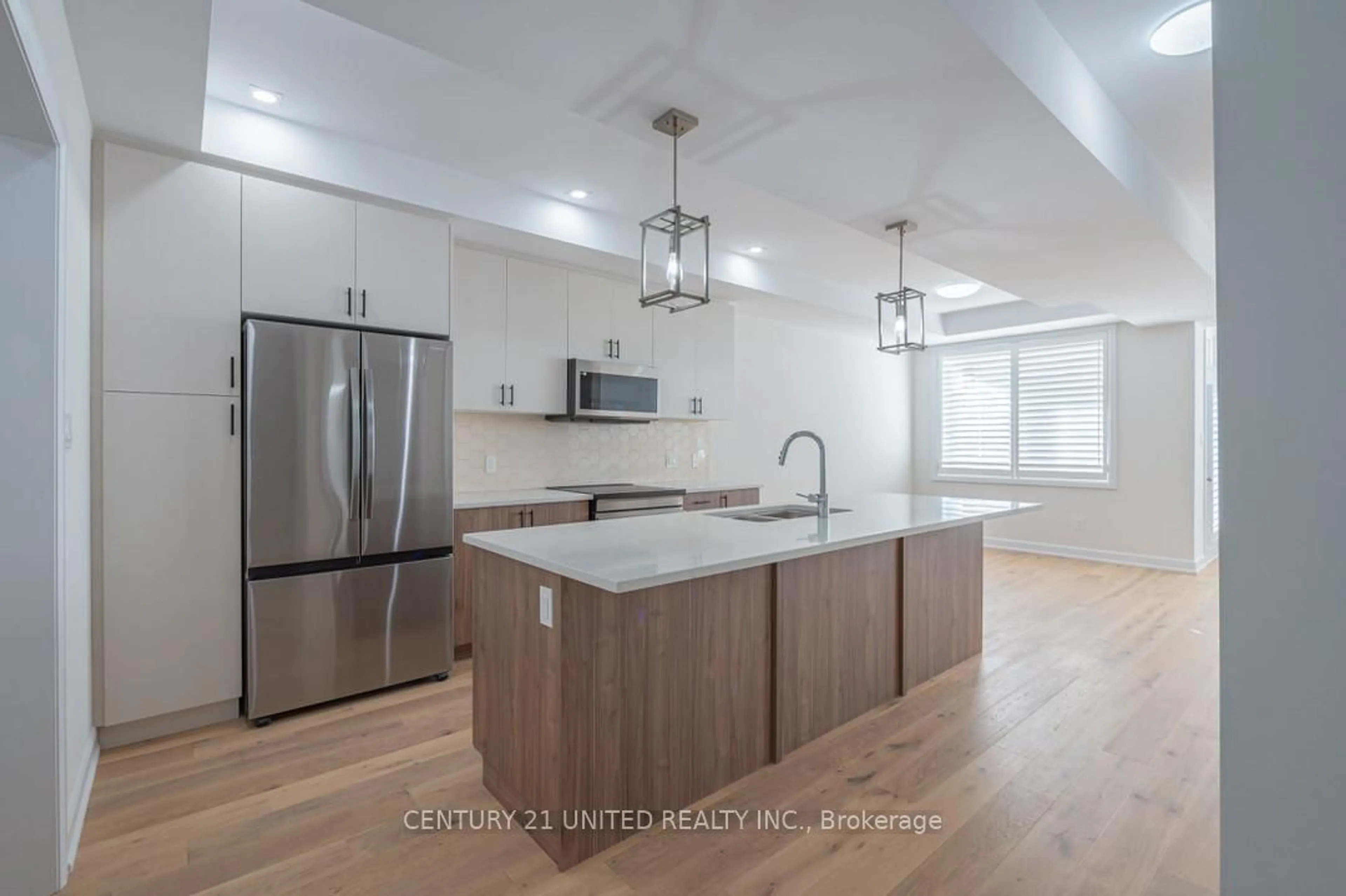 Open concept kitchen, unknown for 317 Mullighan Gdns, Smith-Ennismore-Lakefield Ontario K9K 0G3