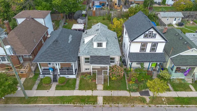 Additional property image - 157 Weir St
