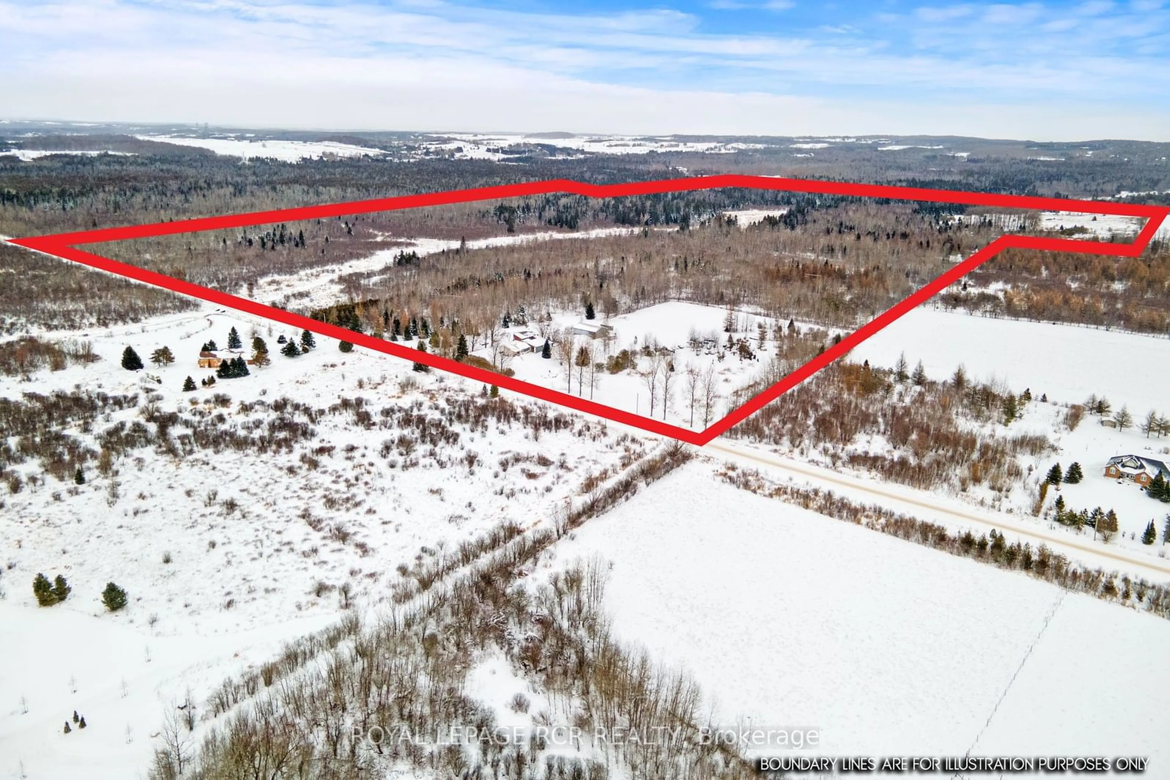 A pic from outside/outdoor area/front of a property/back of a property/a pic from drone, unknown for 595133 Blind Line, Mono Ontario L9W 5N4