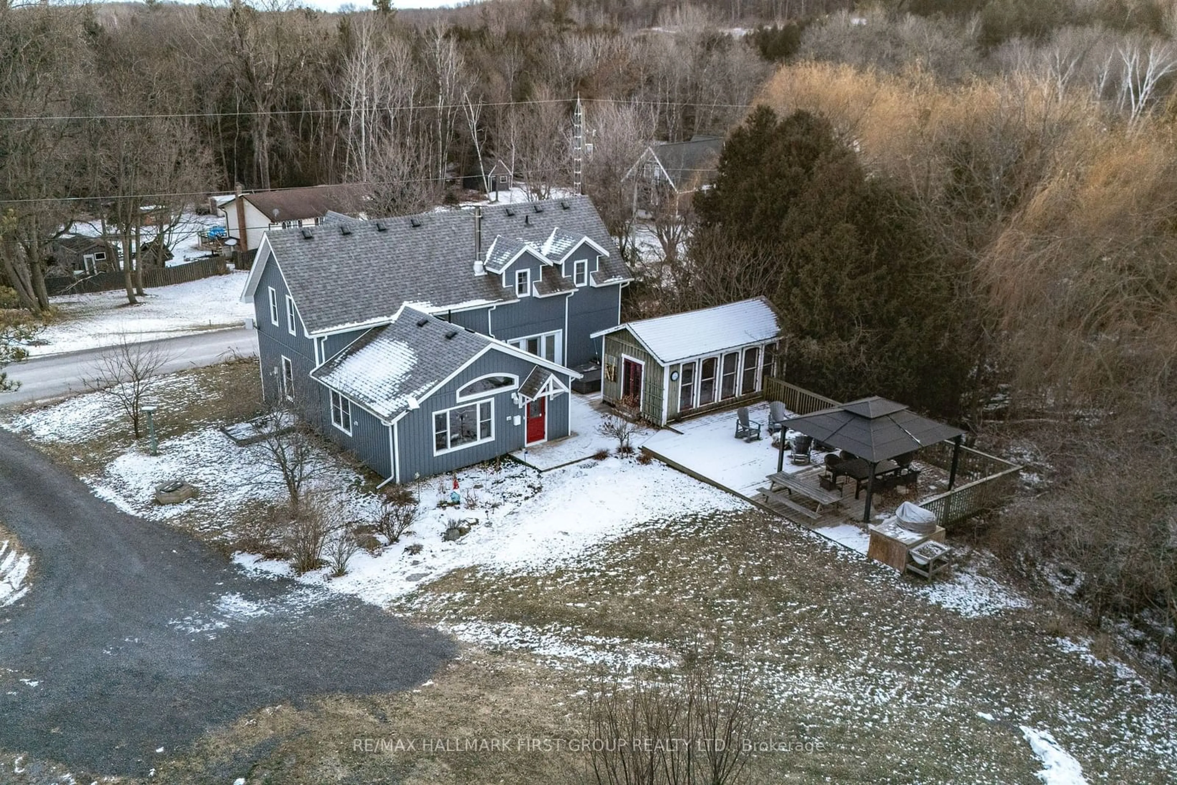 A pic from outside/outdoor area/front of a property/back of a property/a pic from drone, building for 16882 Telephone Rd, Quinte West Ontario K8V 5P4