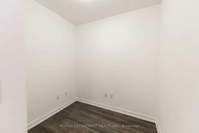 Additional property image - 450 Dundas St Unit 518