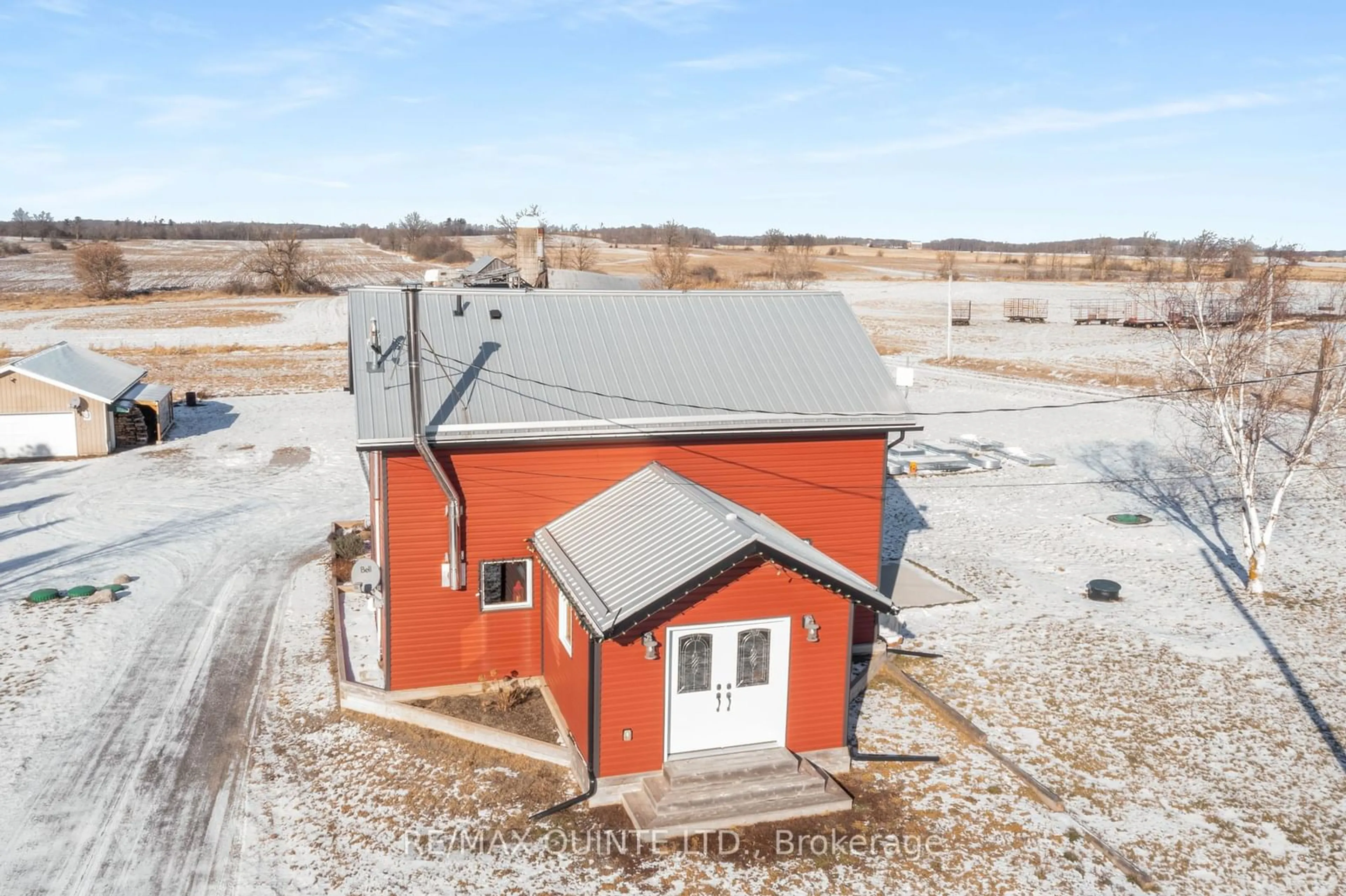 A pic from outside/outdoor area/front of a property/back of a property/a pic from drone, building for 1102 Hoards Rd, Stirling-Rawdon Ontario K0K 3E0