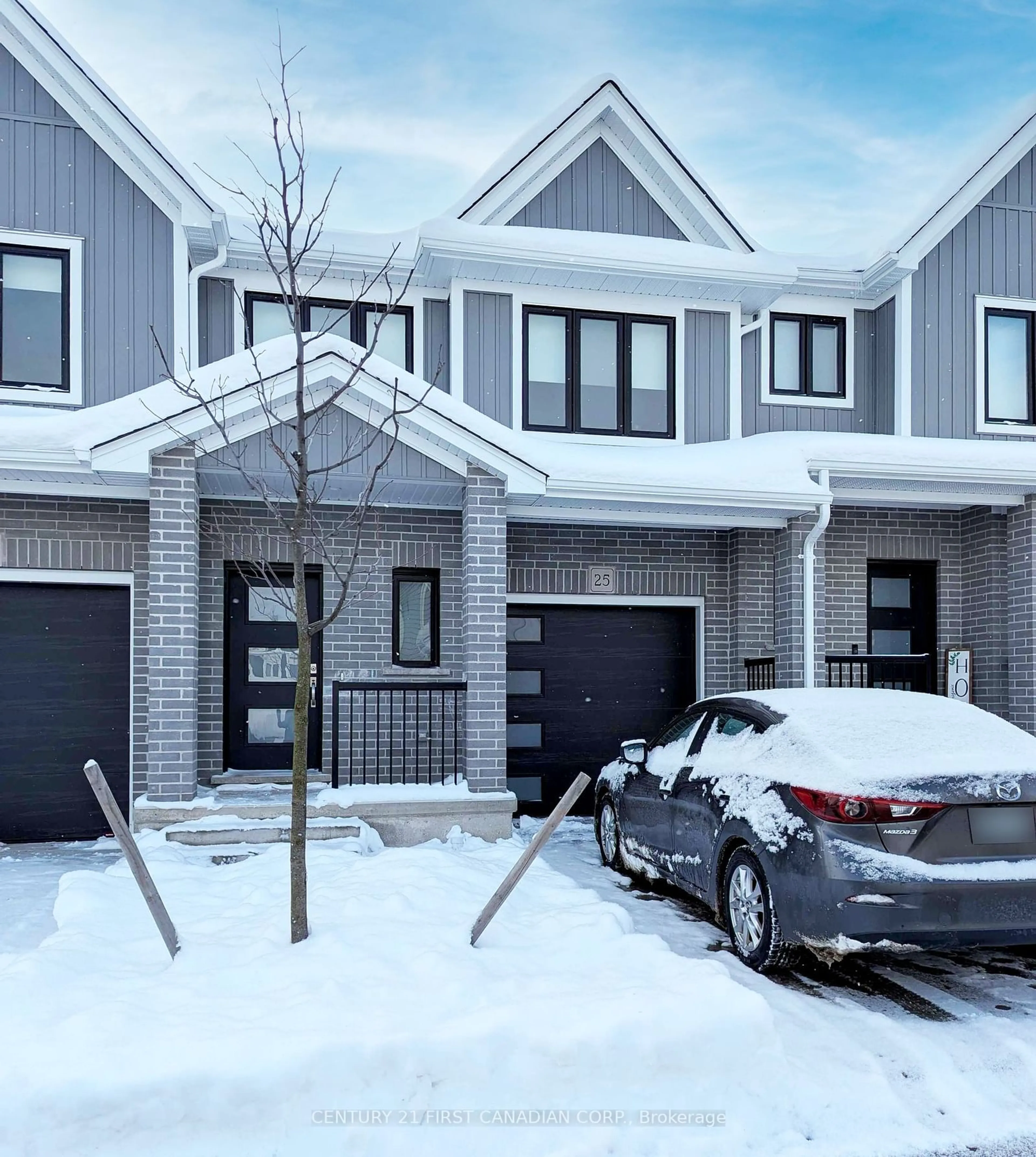 Home with brick exterior material, street for 17 NICHOLSON St #25, Lucan Biddulph Ontario N0M 2J0