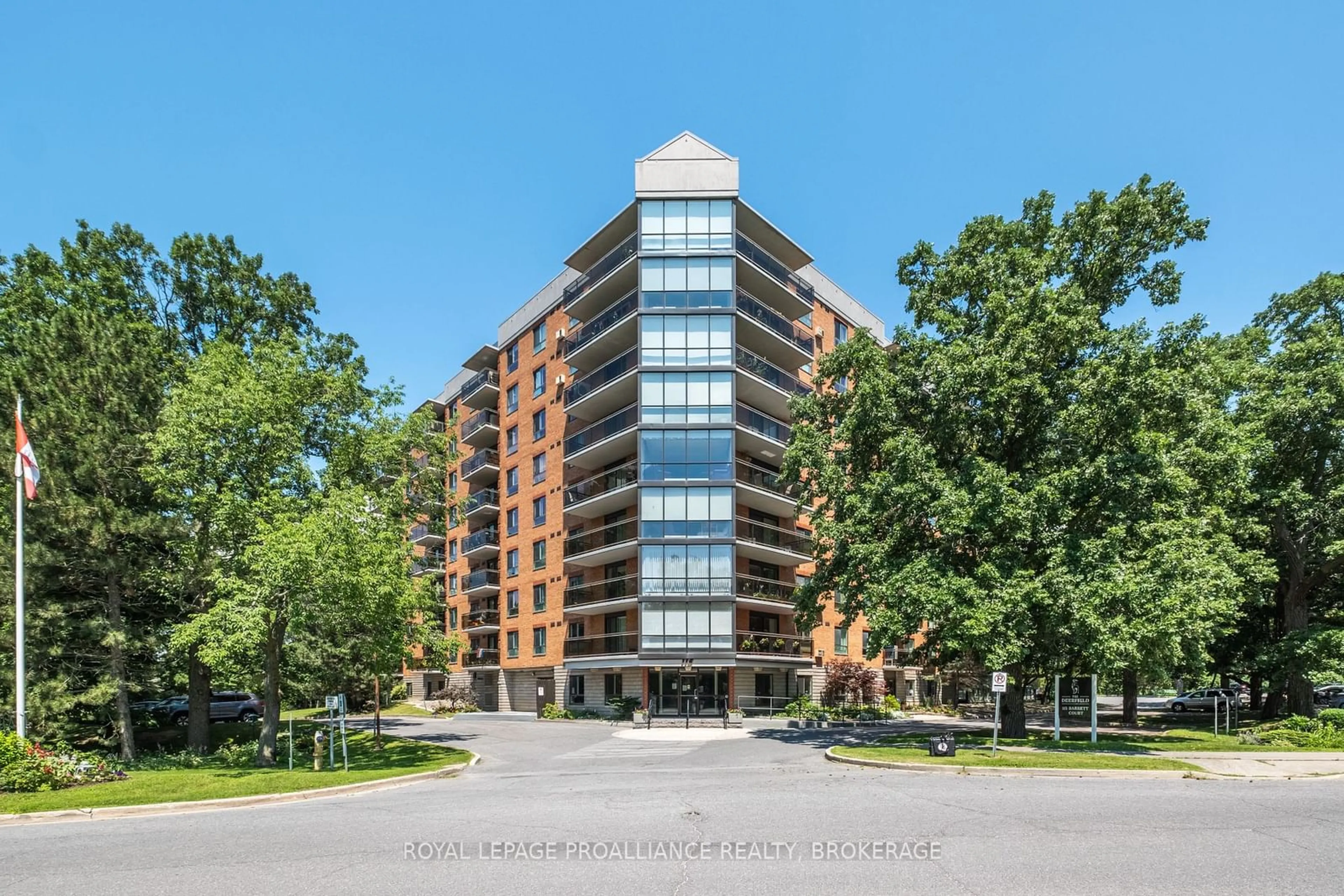 Indoor foyer for 115 Barrett Crt #408, Kingston Ontario K7L 5H6