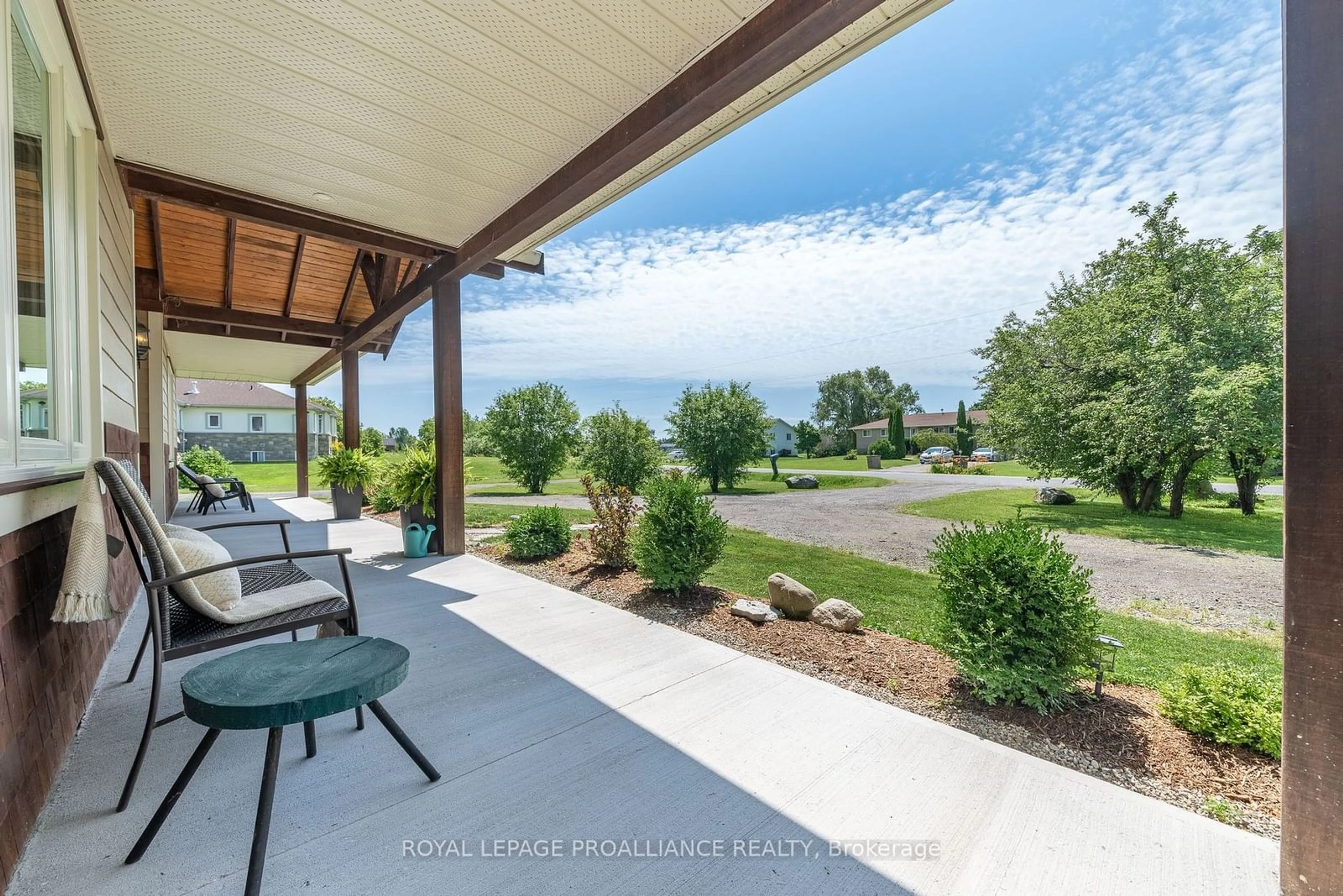 Patio, water/lake/river/ocean view for 190 Lakeshore Rd, Brighton Ontario K0K 1H0