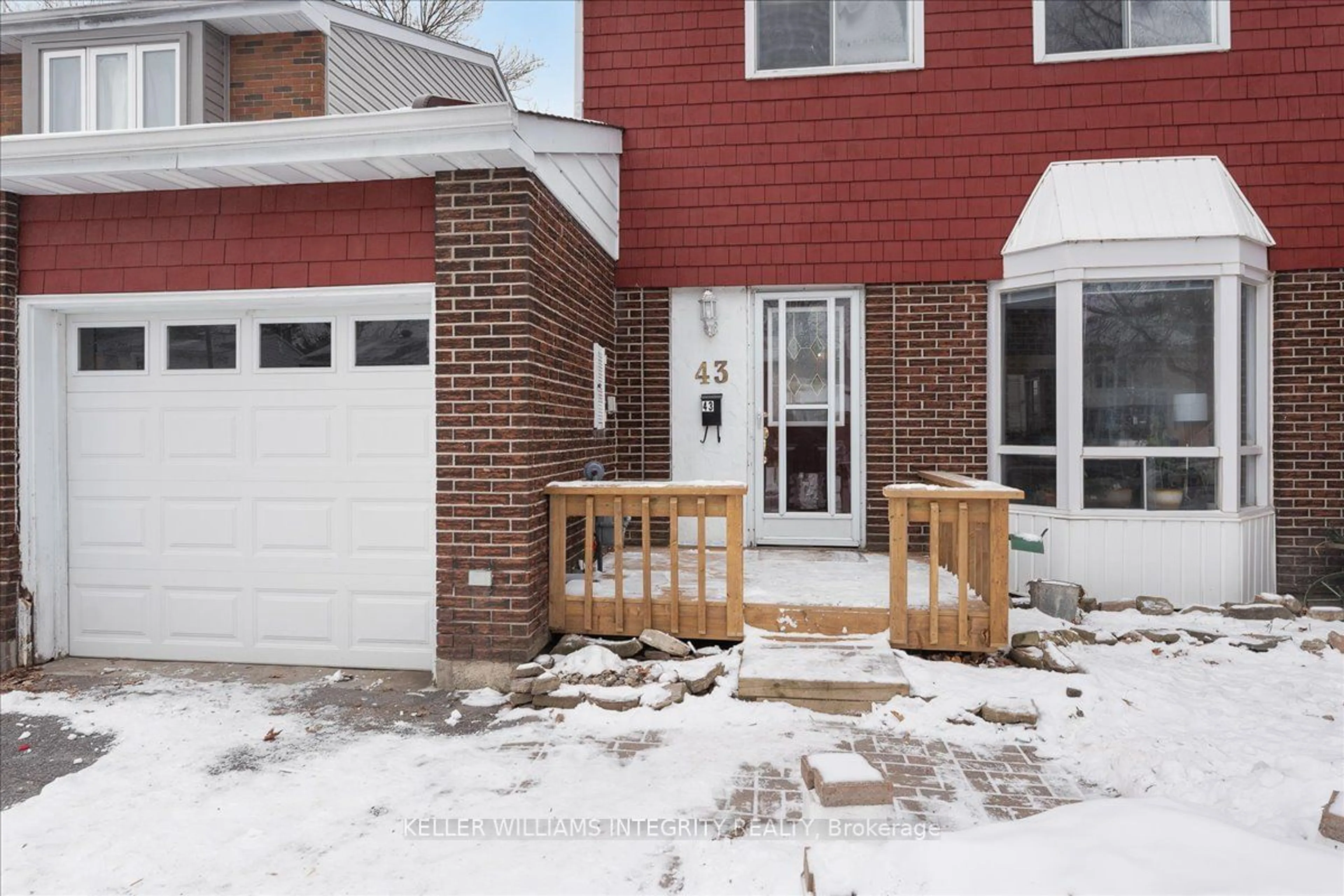 Home with brick exterior material, street for 43 Valewood Cres, Blackburn Hamlet Ontario K1B 4G1