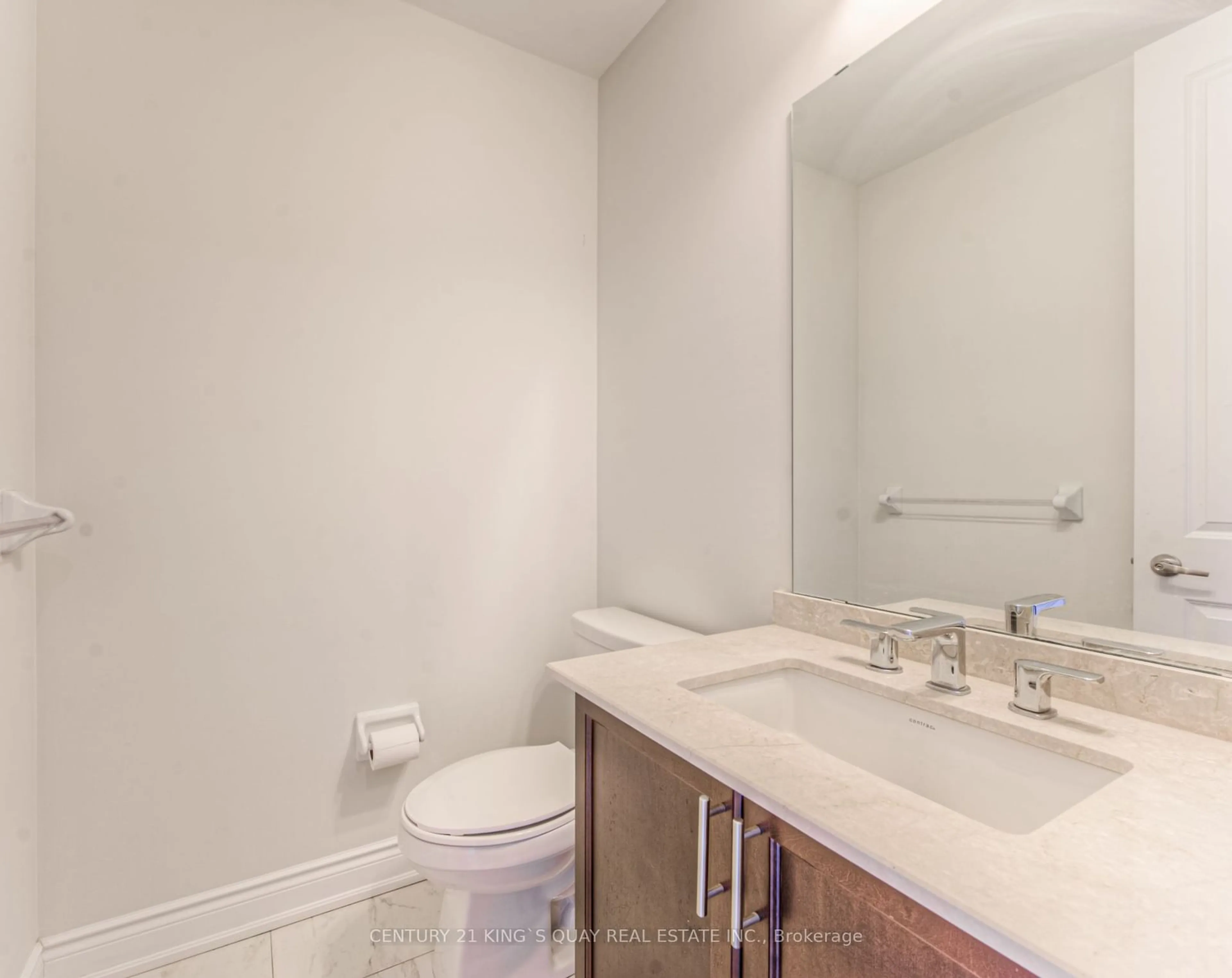 Standard bathroom, floor is not visible for 300 Forest Creek Dr, Kitchener Ontario N2R 0M6