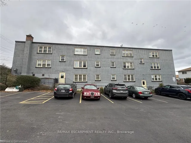 Additional property image - 1759 King St Unit 15
