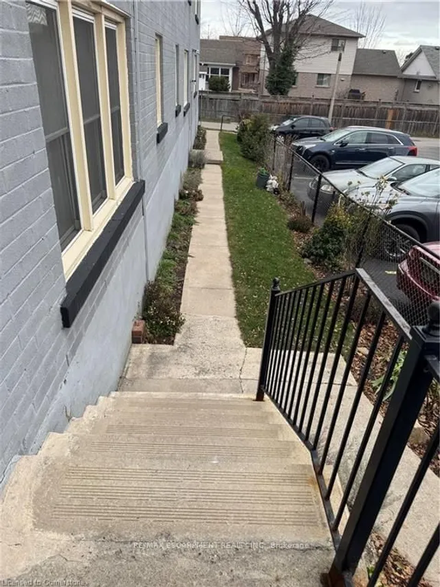 Additional property image - 1759 King St Unit 15