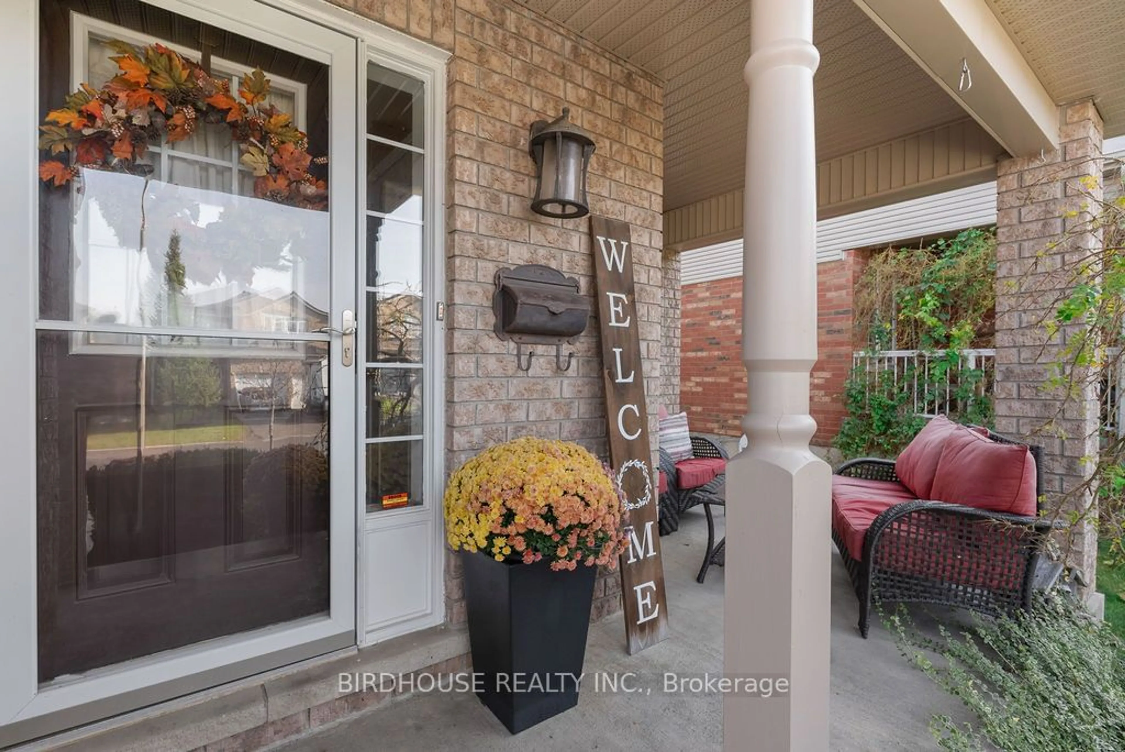 Indoor entryway for 57 Sweetnam Dr, Kawartha Lakes Ontario K9V 0A7