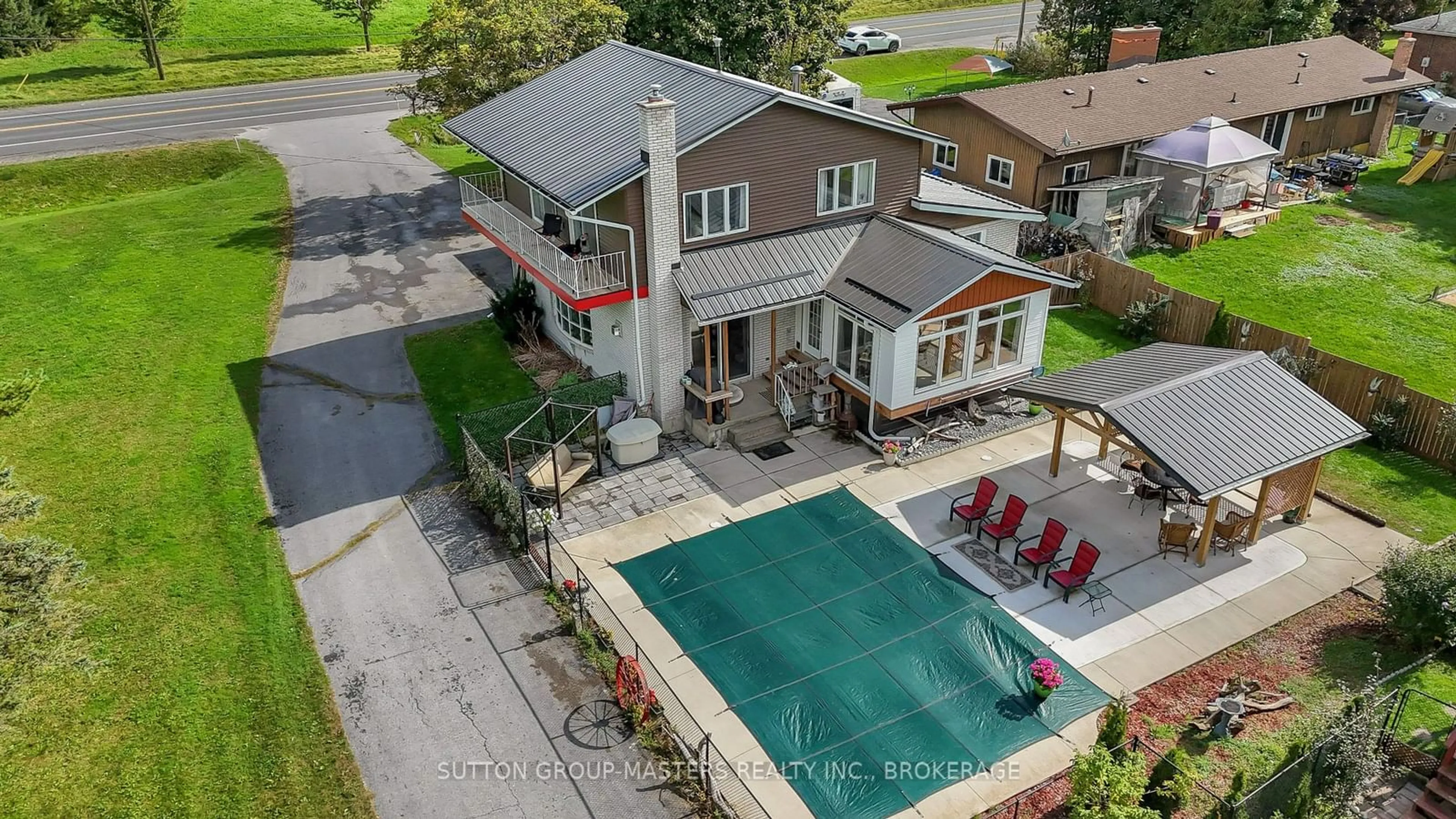 A pic from outside/outdoor area/front of a property/back of a property/a pic from drone, unknown for 2503 Perth Rd, Kingston Ontario K0H 1S0