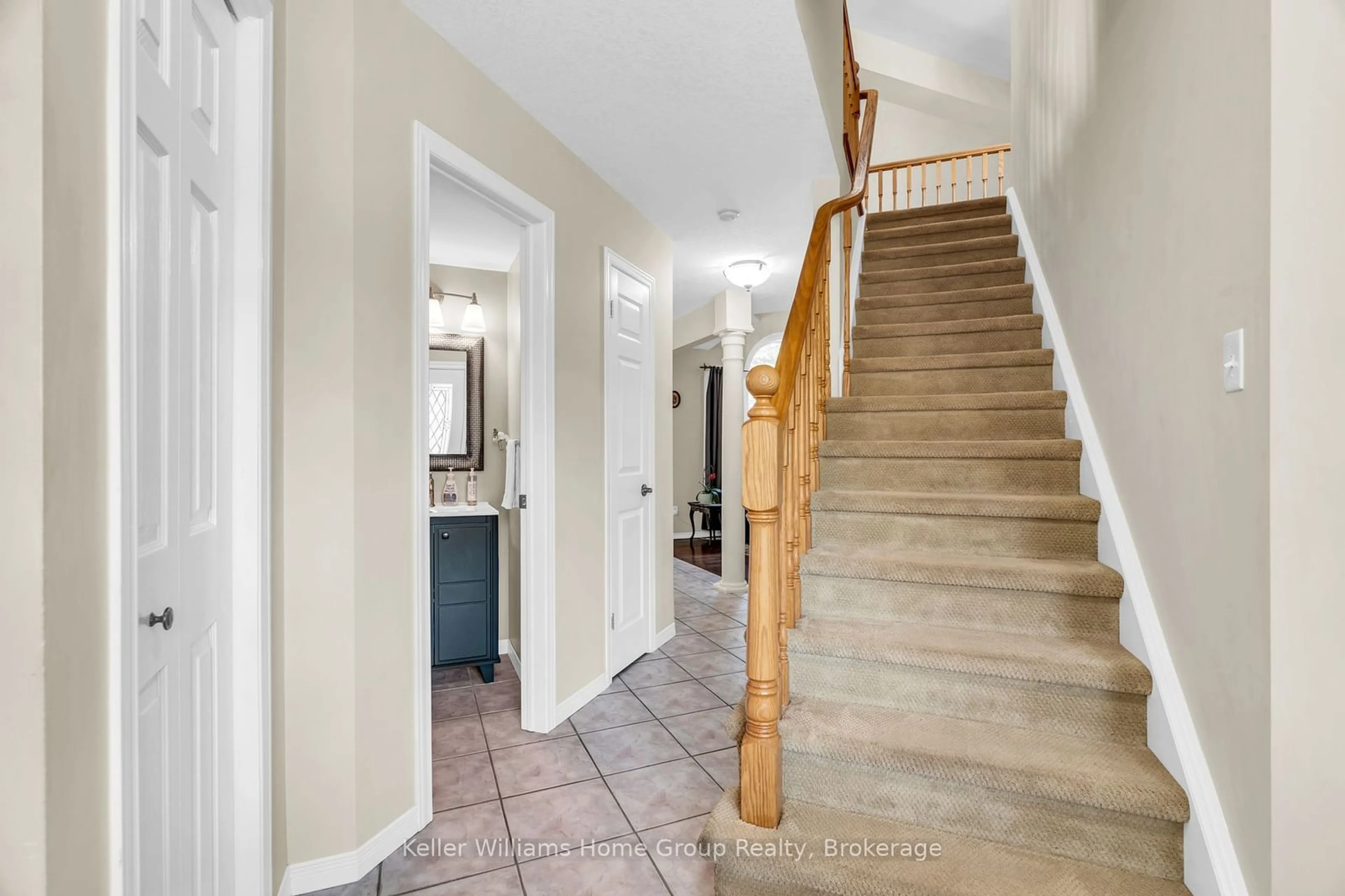 Indoor entryway for 64 GAW Cres, Guelph Ontario N1L 1H9