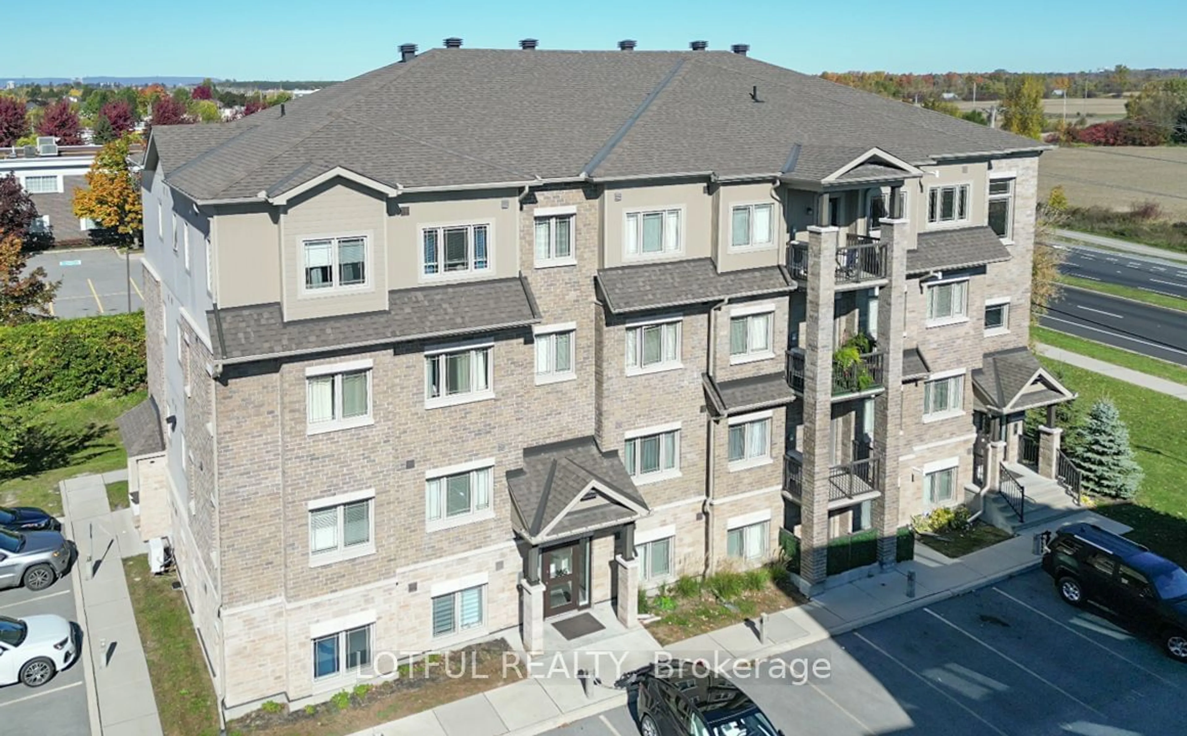 A pic from outside/outdoor area/front of a property/back of a property/a pic from drone, building for 365 Tribeca Lane #8, Barrhaven Ontario K2J 6B4