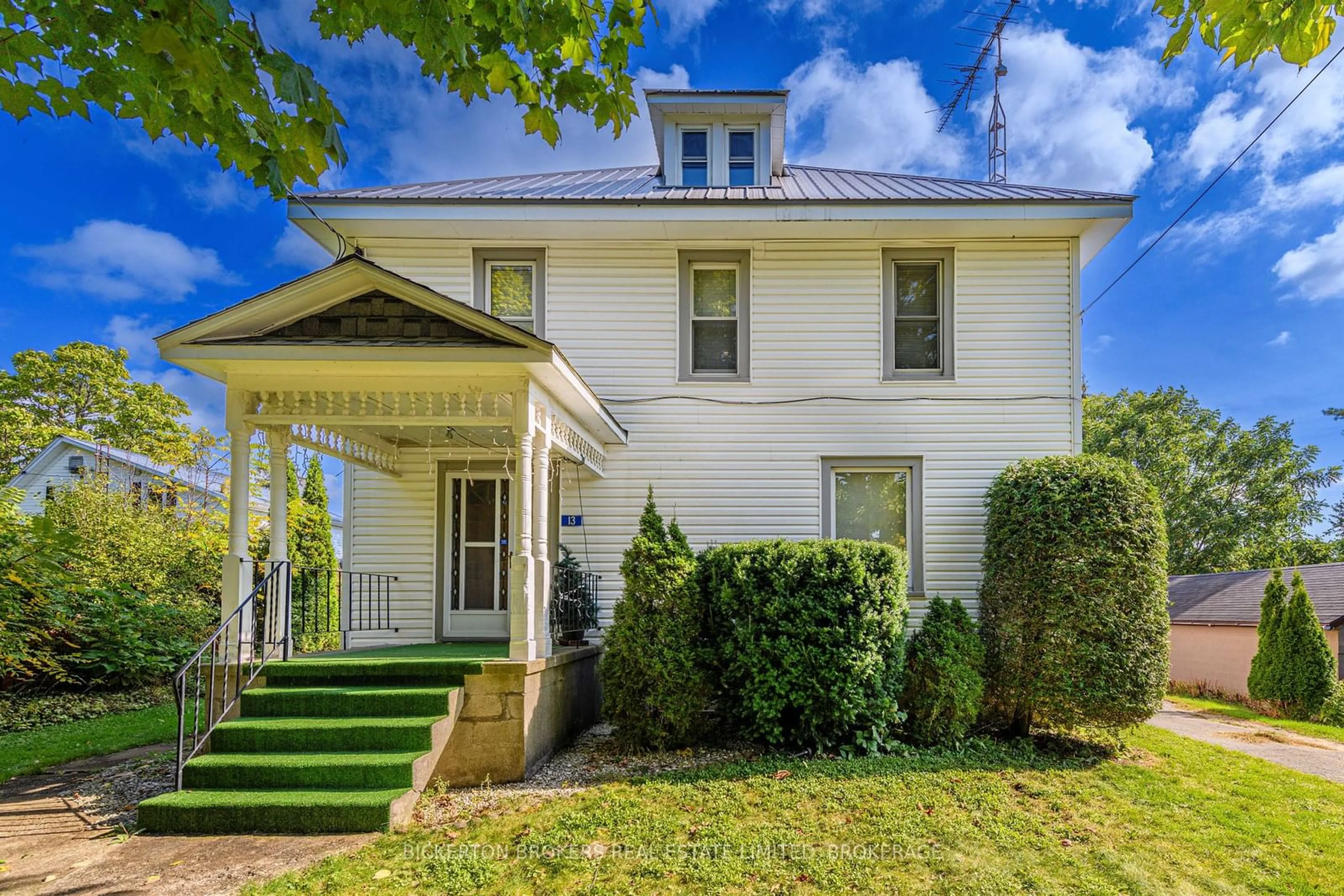 Home with vinyl exterior material, street for 13 GARDEN St, Leeds & Grenville Ontario K0E 1L0