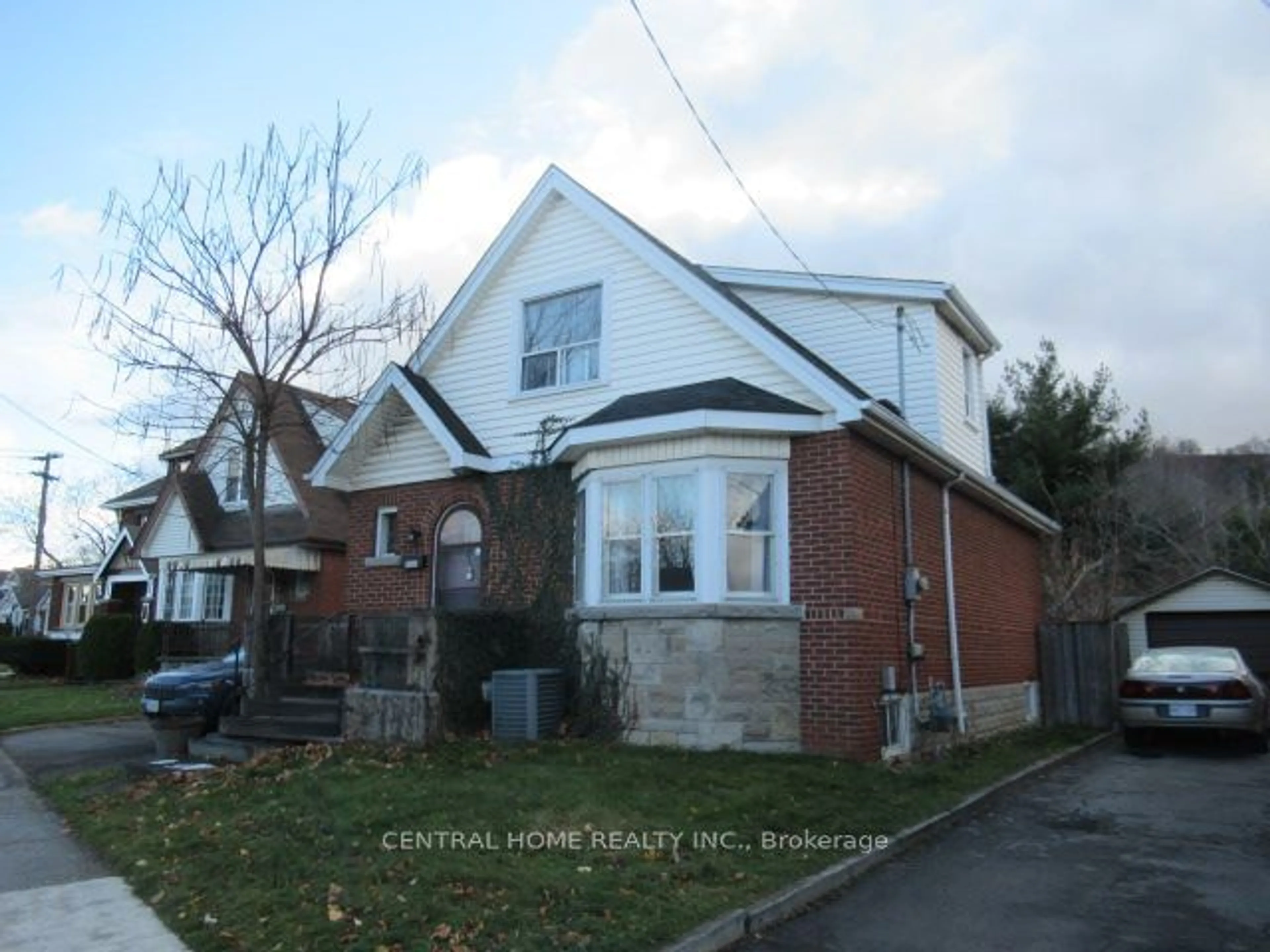 Home with brick exterior material, street for 1650 King St, Hamilton Ontario L8K 1T9