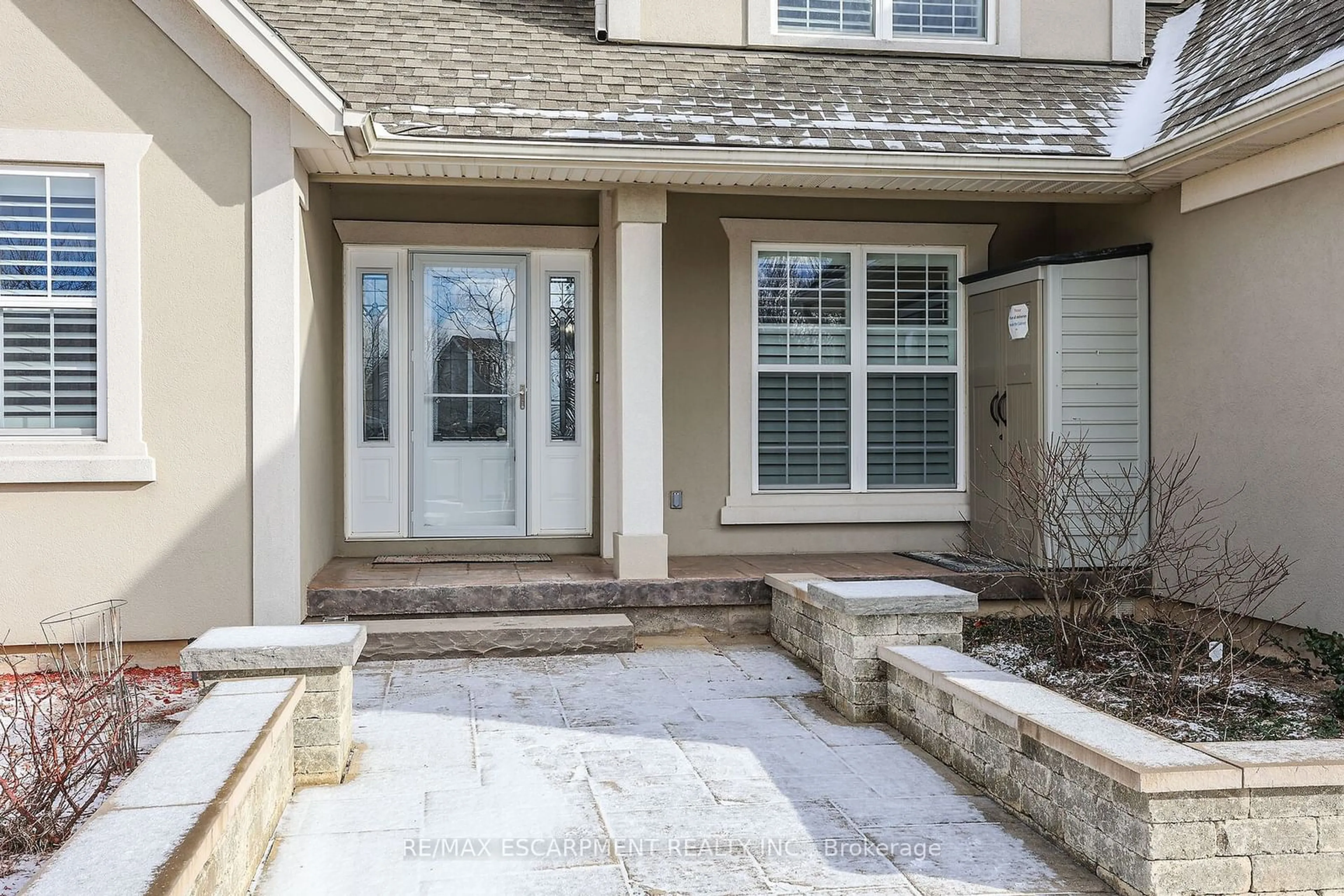 Indoor entryway for 3917 Cody Tr, Lincoln Ontario L0R 2C0