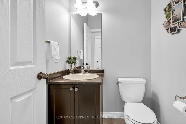 Additional property image - 31 Showcase Dr