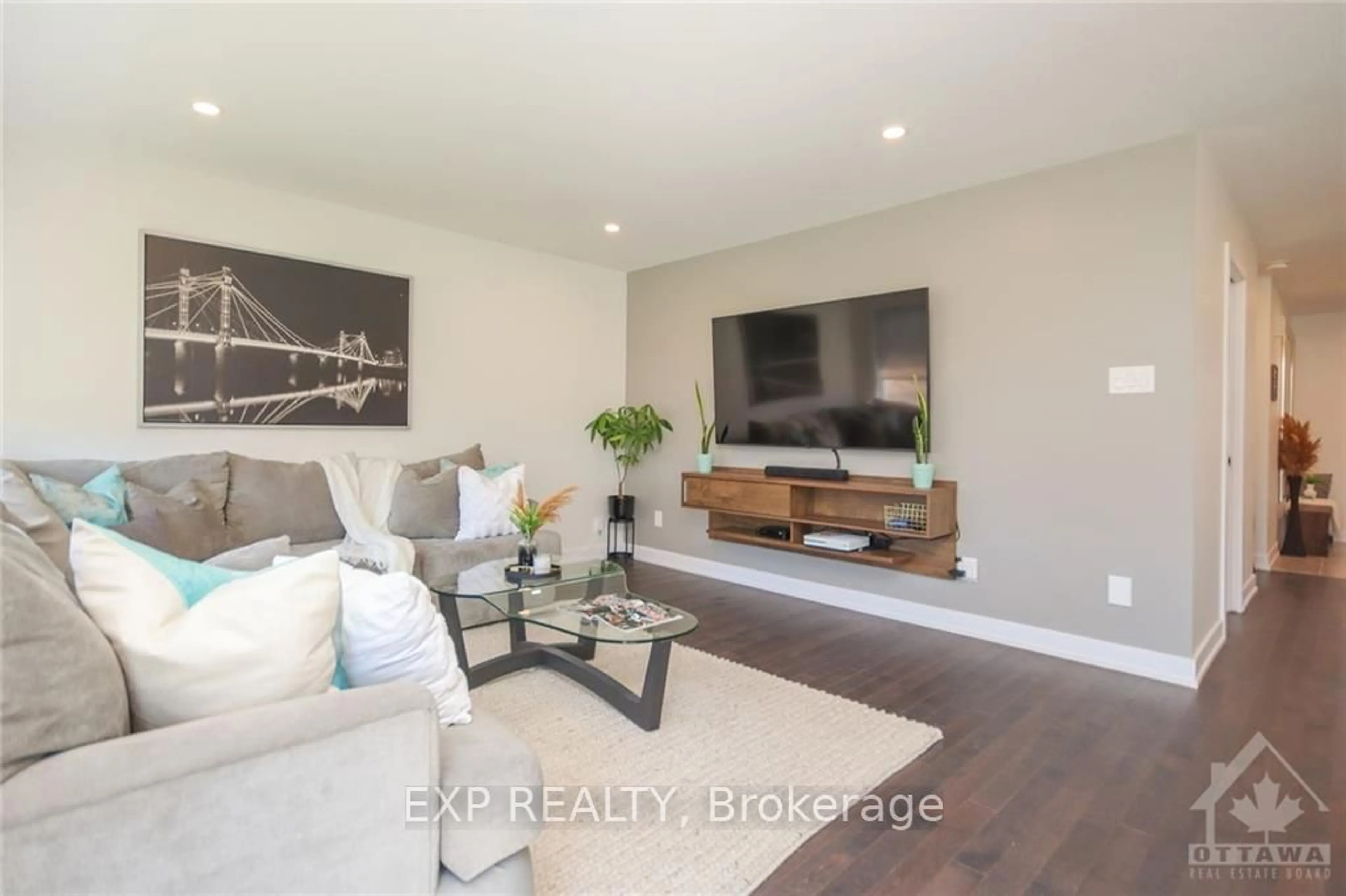 Living room with furniture, wood/laminate floor for 509 BARRAGE St, The Nation Ontario K0A 1M0