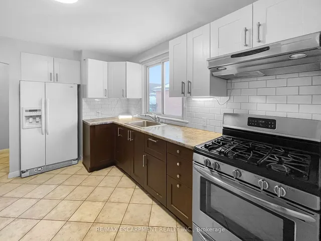 Additional property image - 907 Fennell Ave