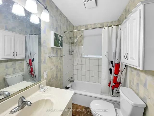 Additional property image - 907 Fennell Ave