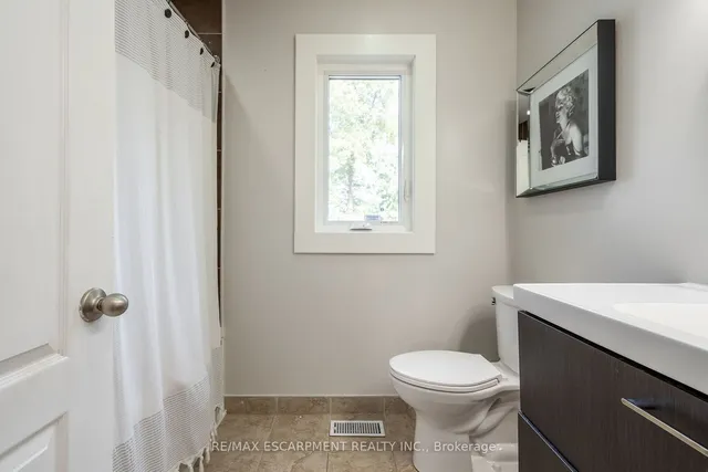 Additional property image - 534 Evans Rd